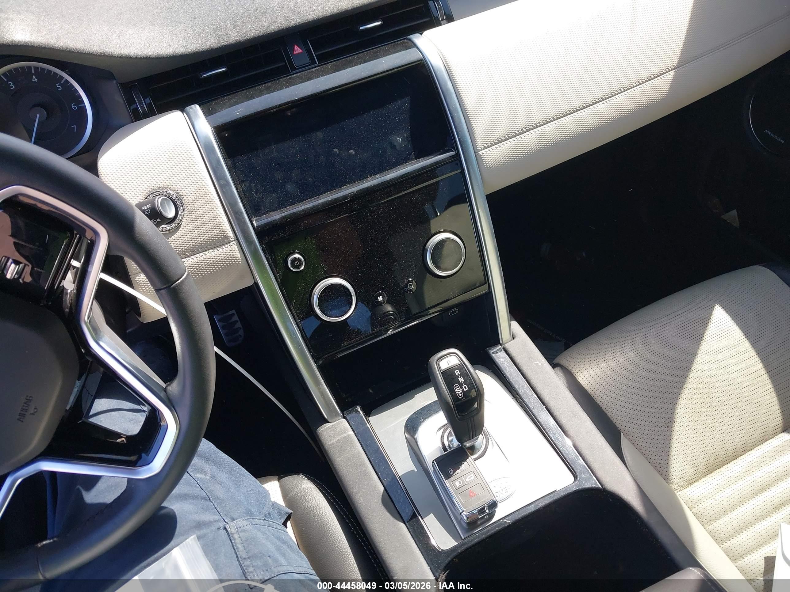 LAND ROVER image 11