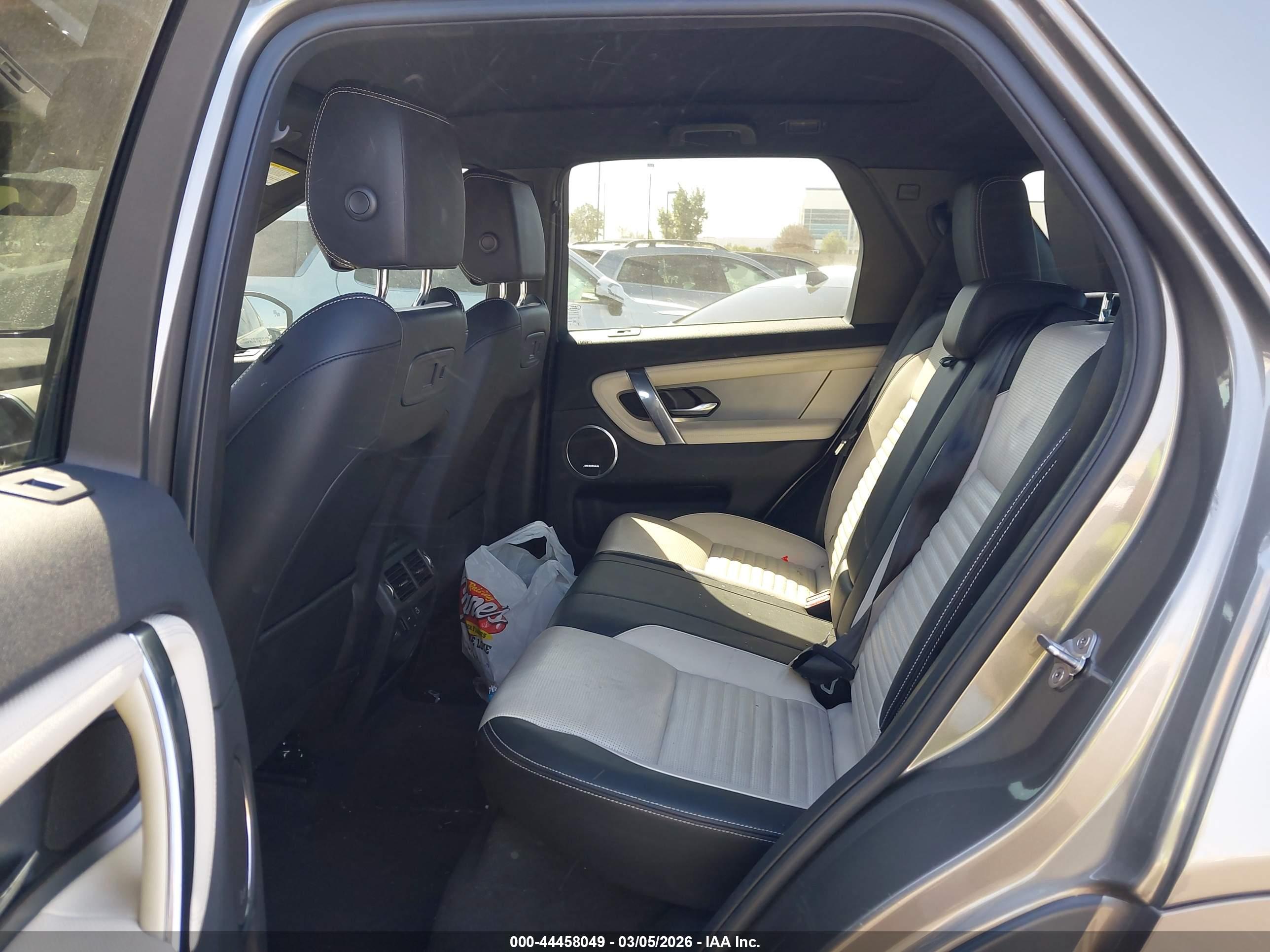 LAND ROVER image 8