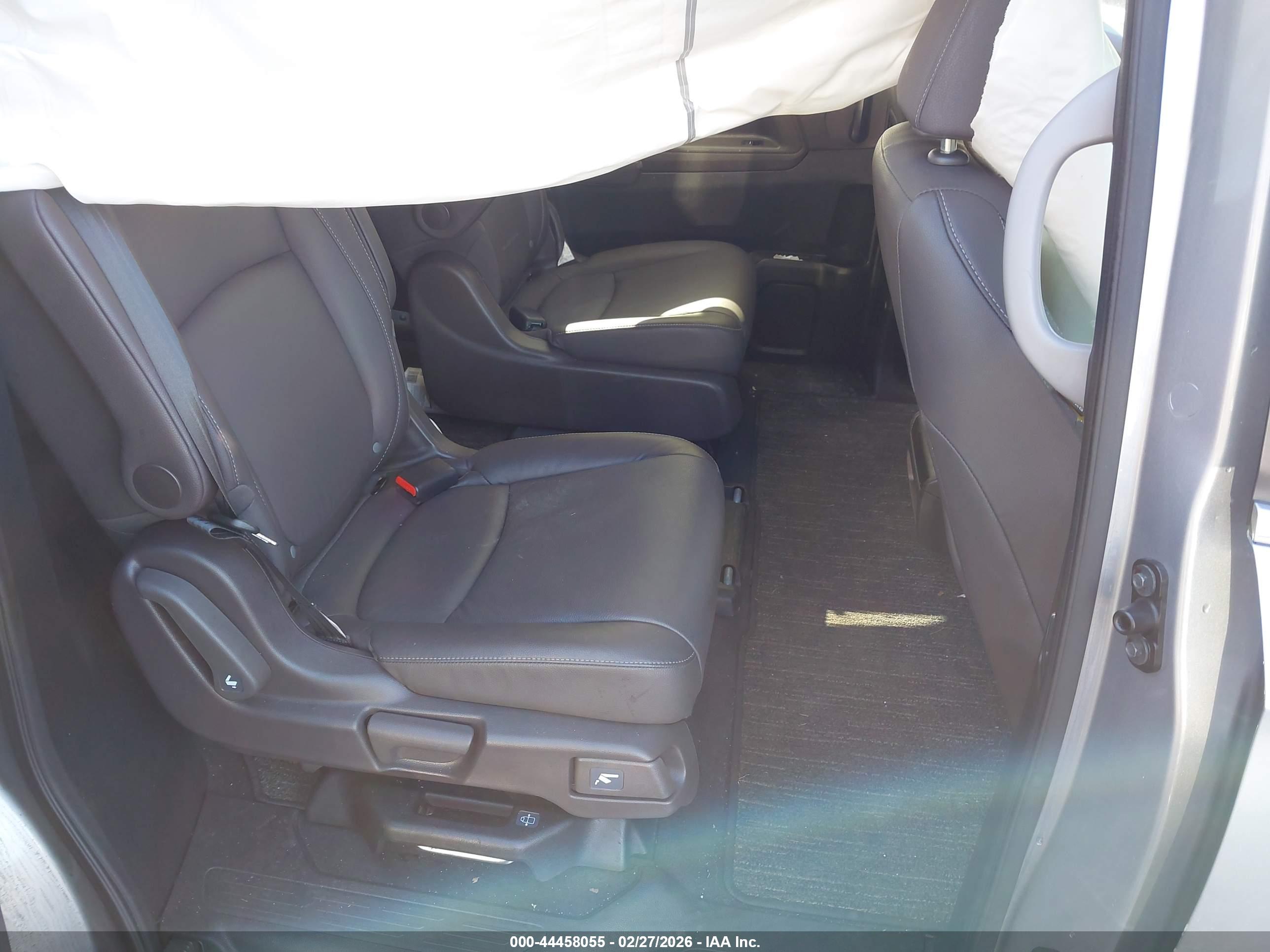 HONDA ODYSSEY image 8
