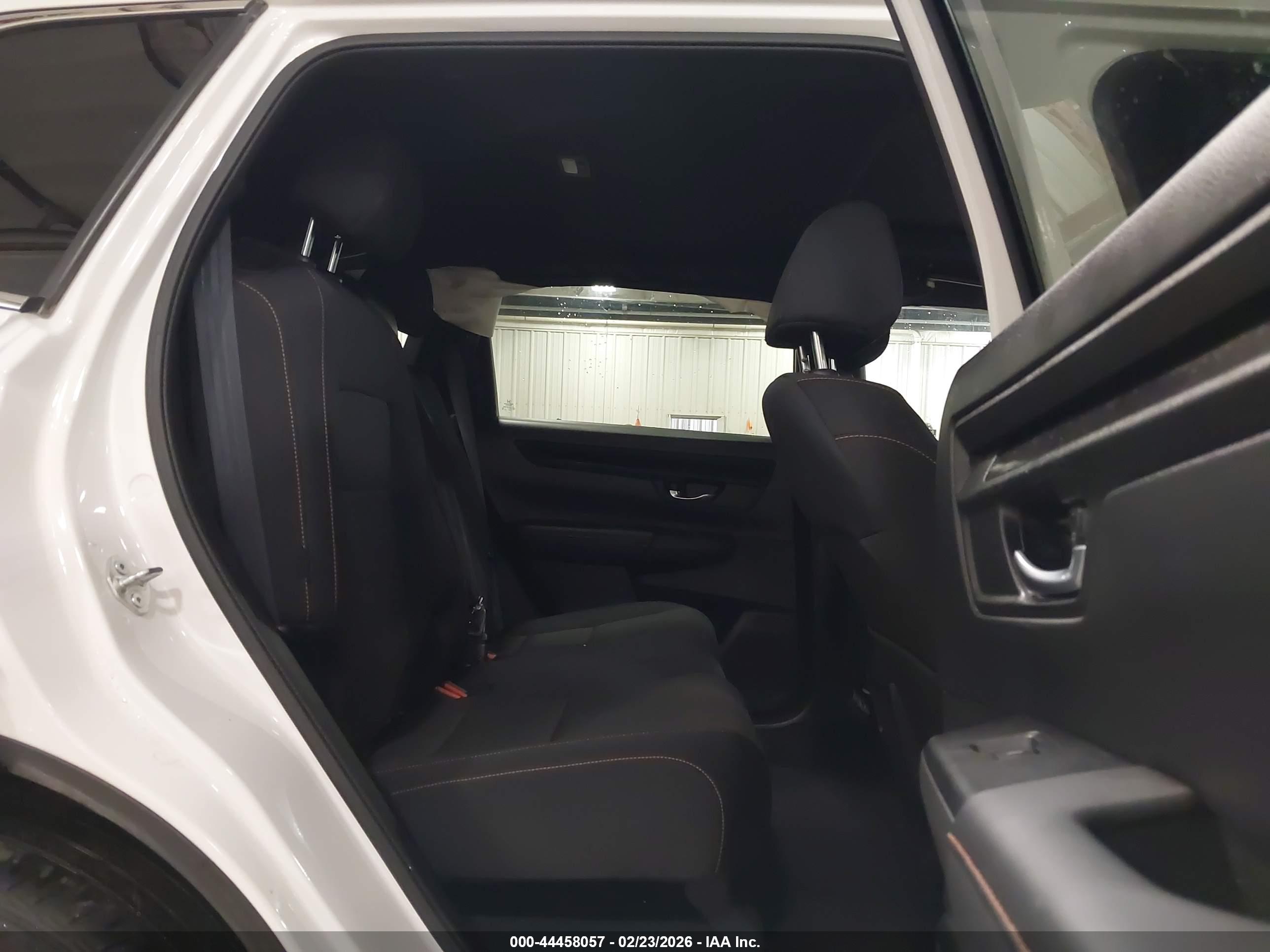 HONDA CR-V image 8
