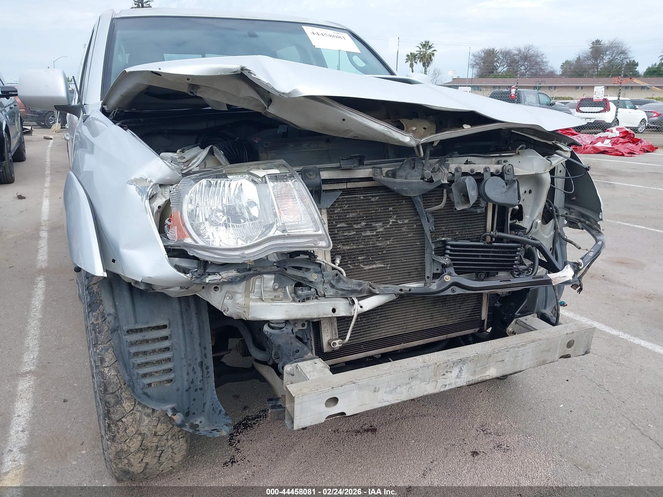 TOYOTA TACOMA image 6