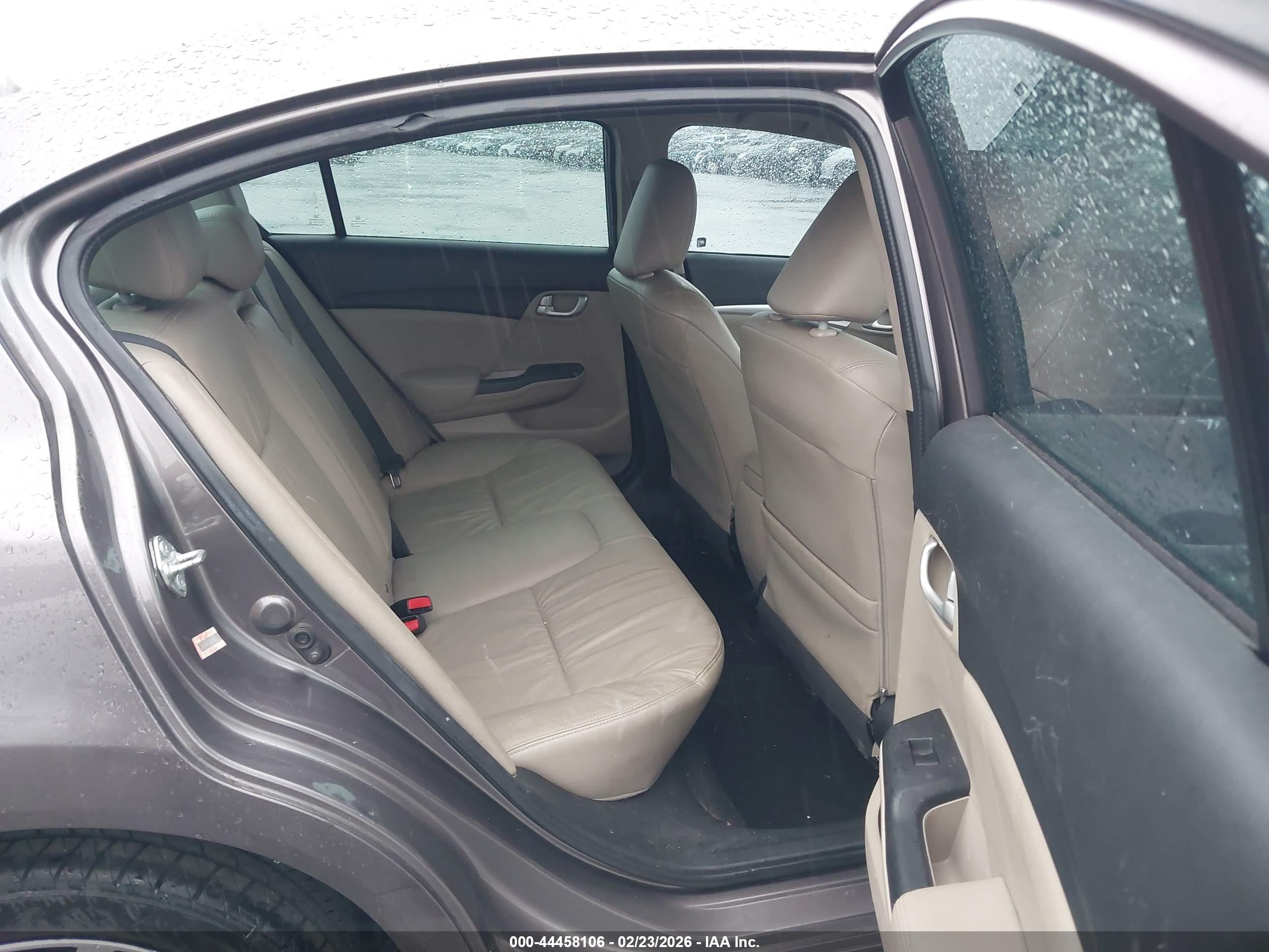 HONDA CIVIC image 8