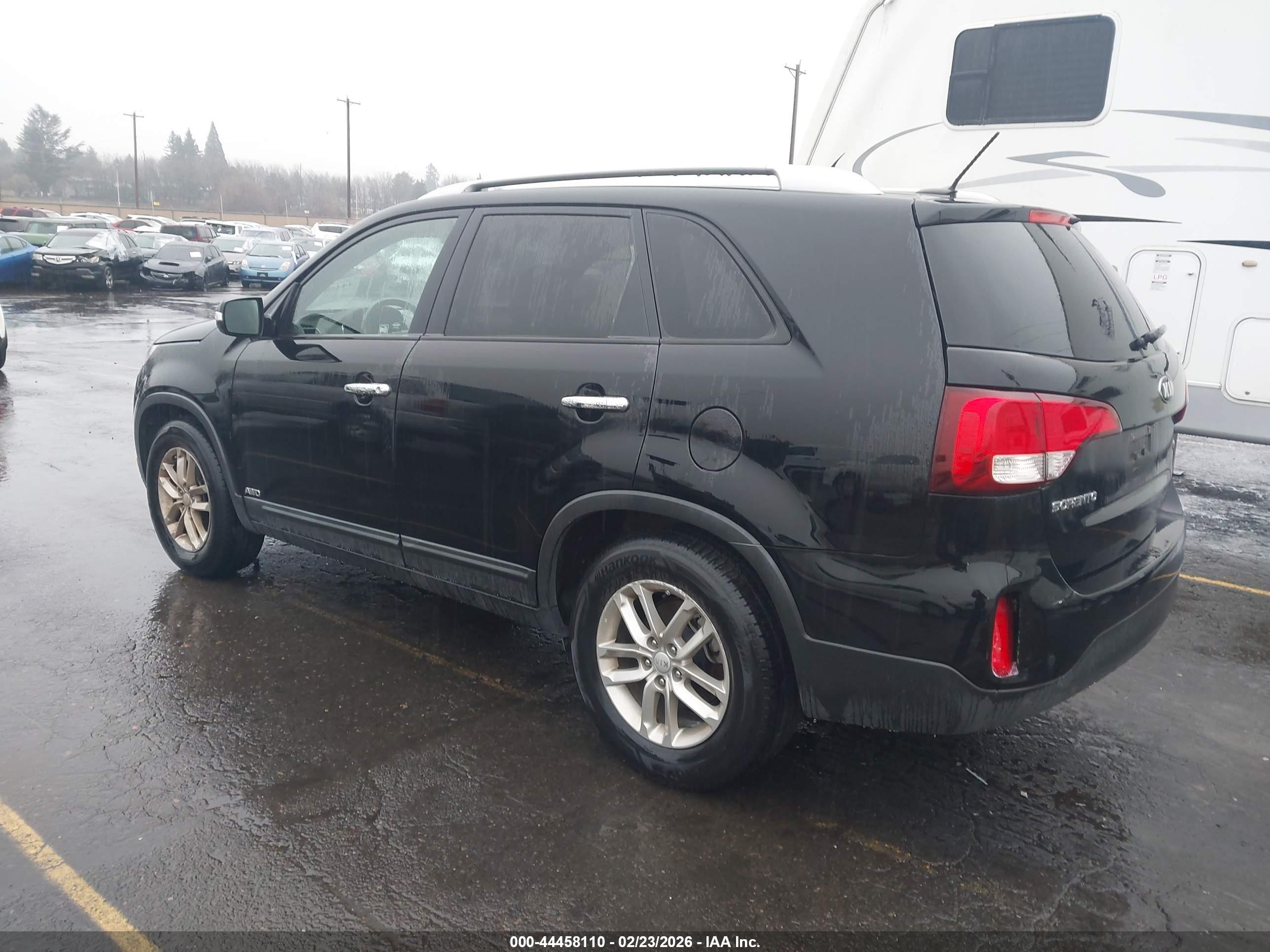 KIA SORENTO image 3