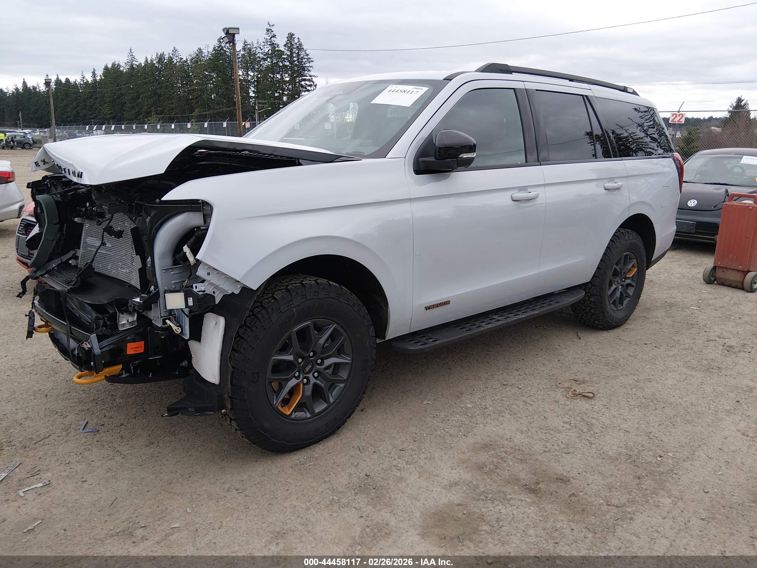 FORD EXPEDITION image 2