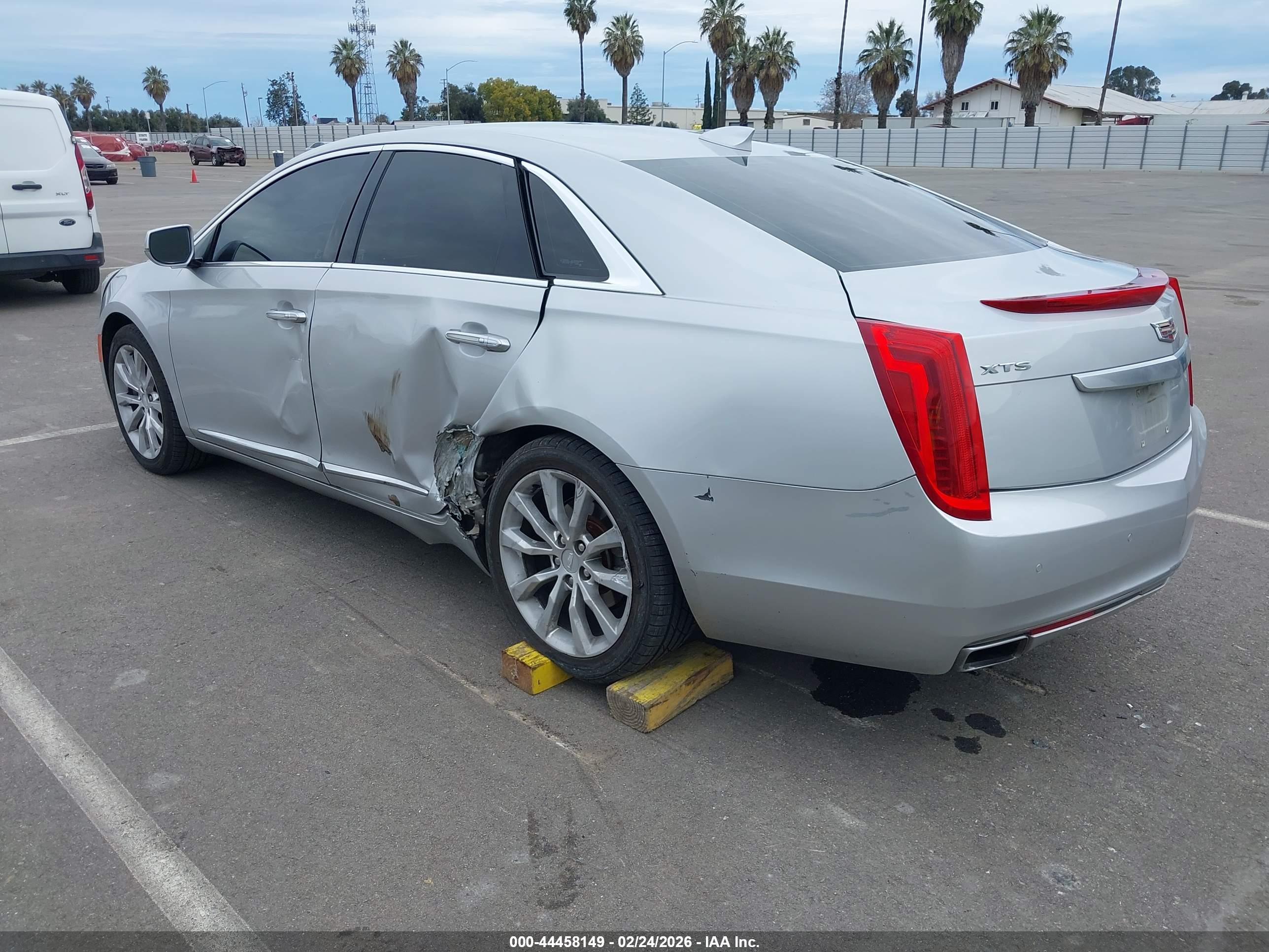 CADILLAC XTS image 3