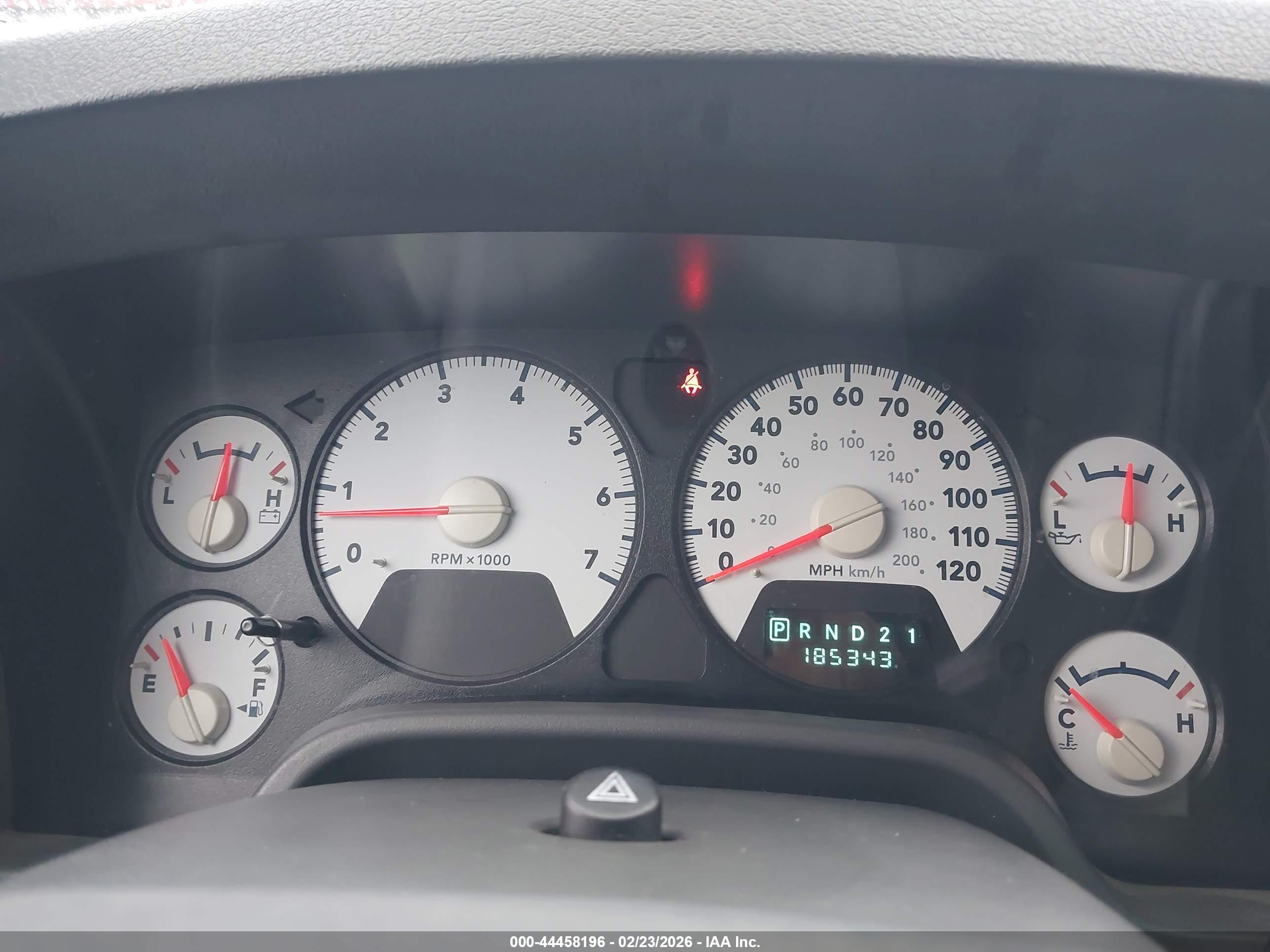 DODGE RAM image 7