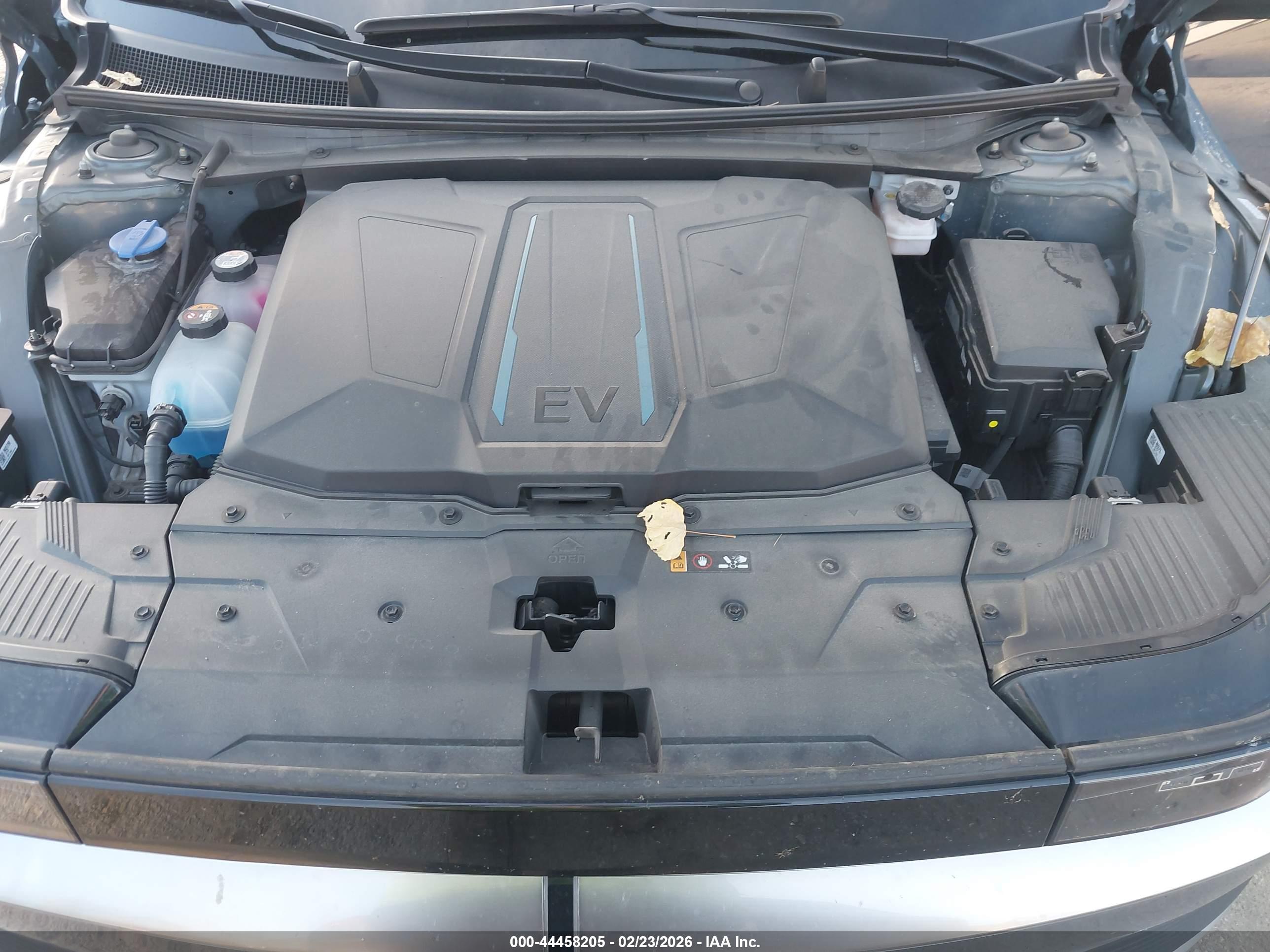 HYUNDAI IONIQ image 10