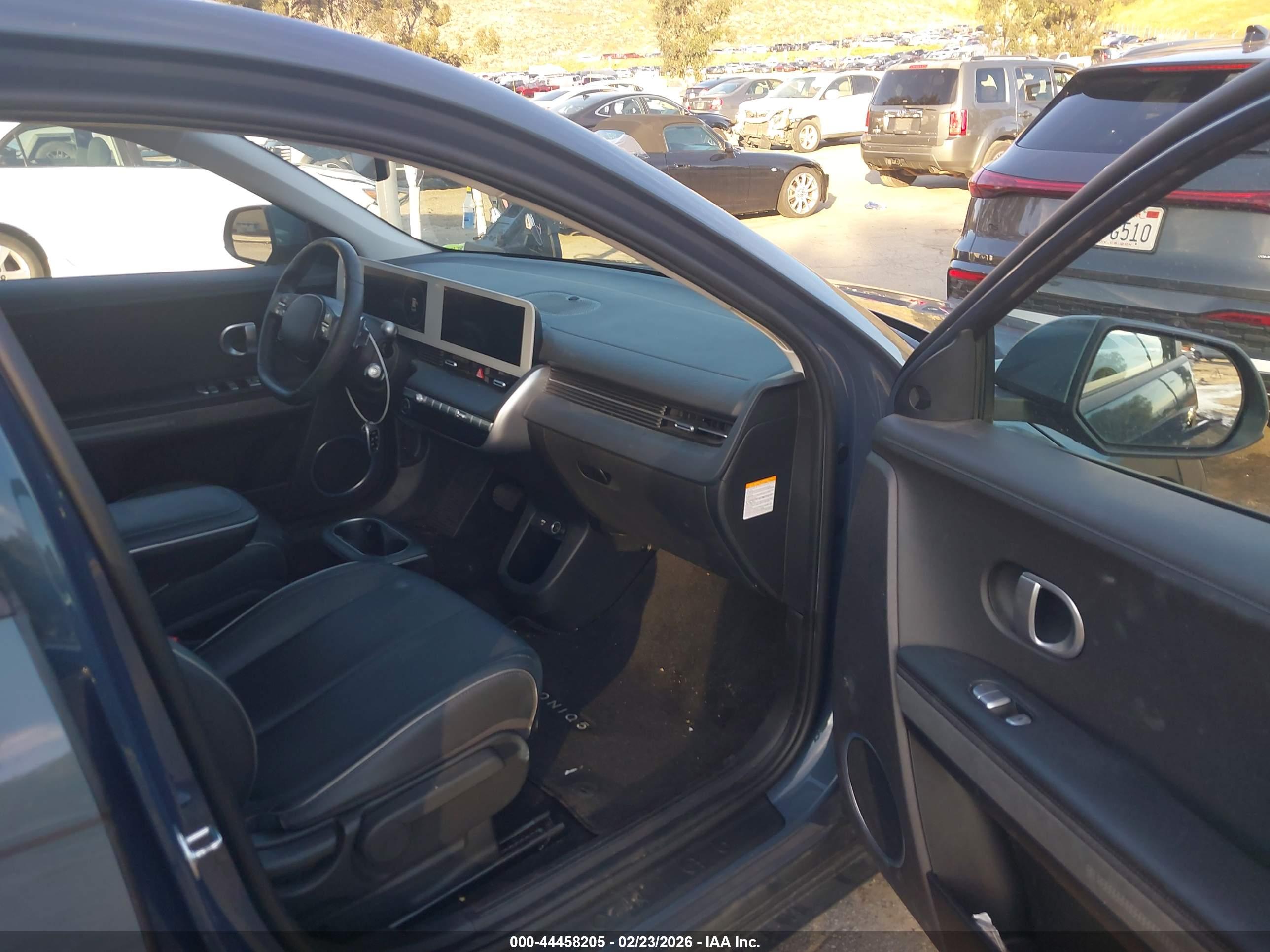 HYUNDAI IONIQ image 5