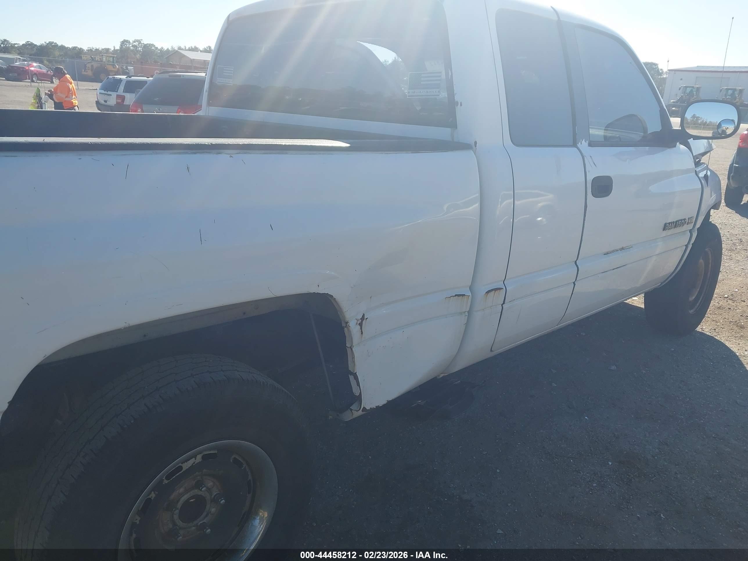 DODGE RAM image 6