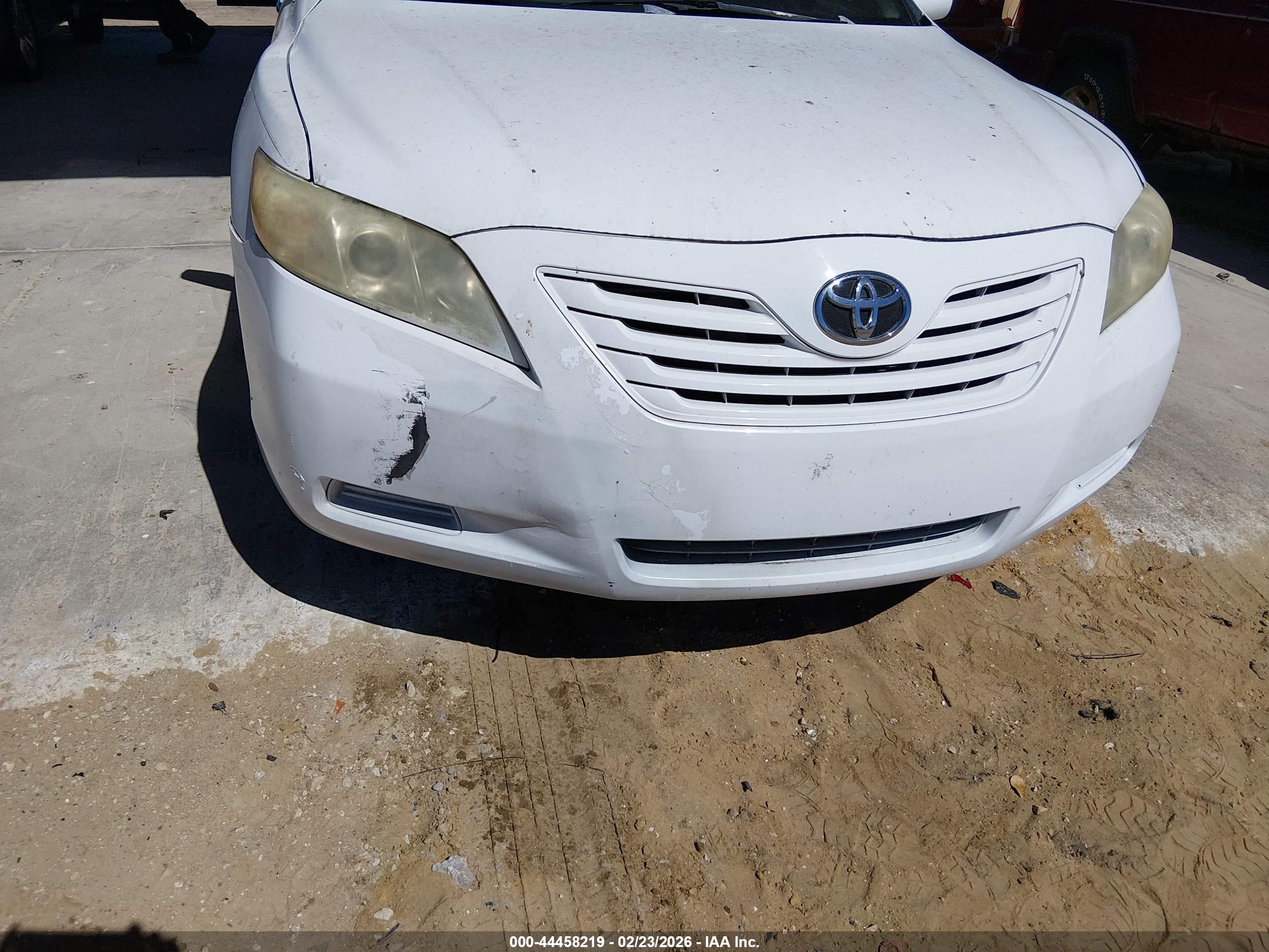 TOYOTA CAMRY image 6