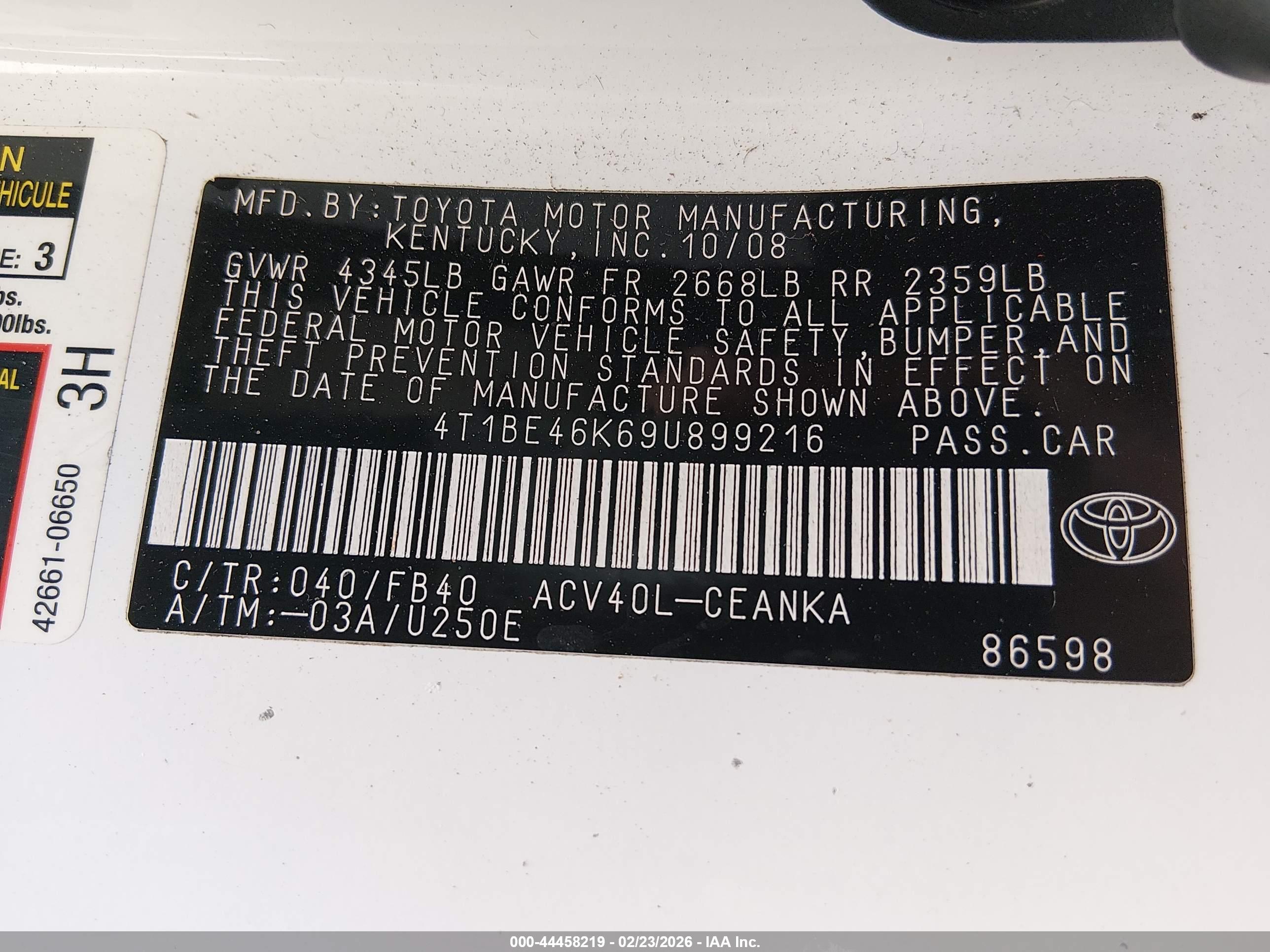 TOYOTA CAMRY image 9