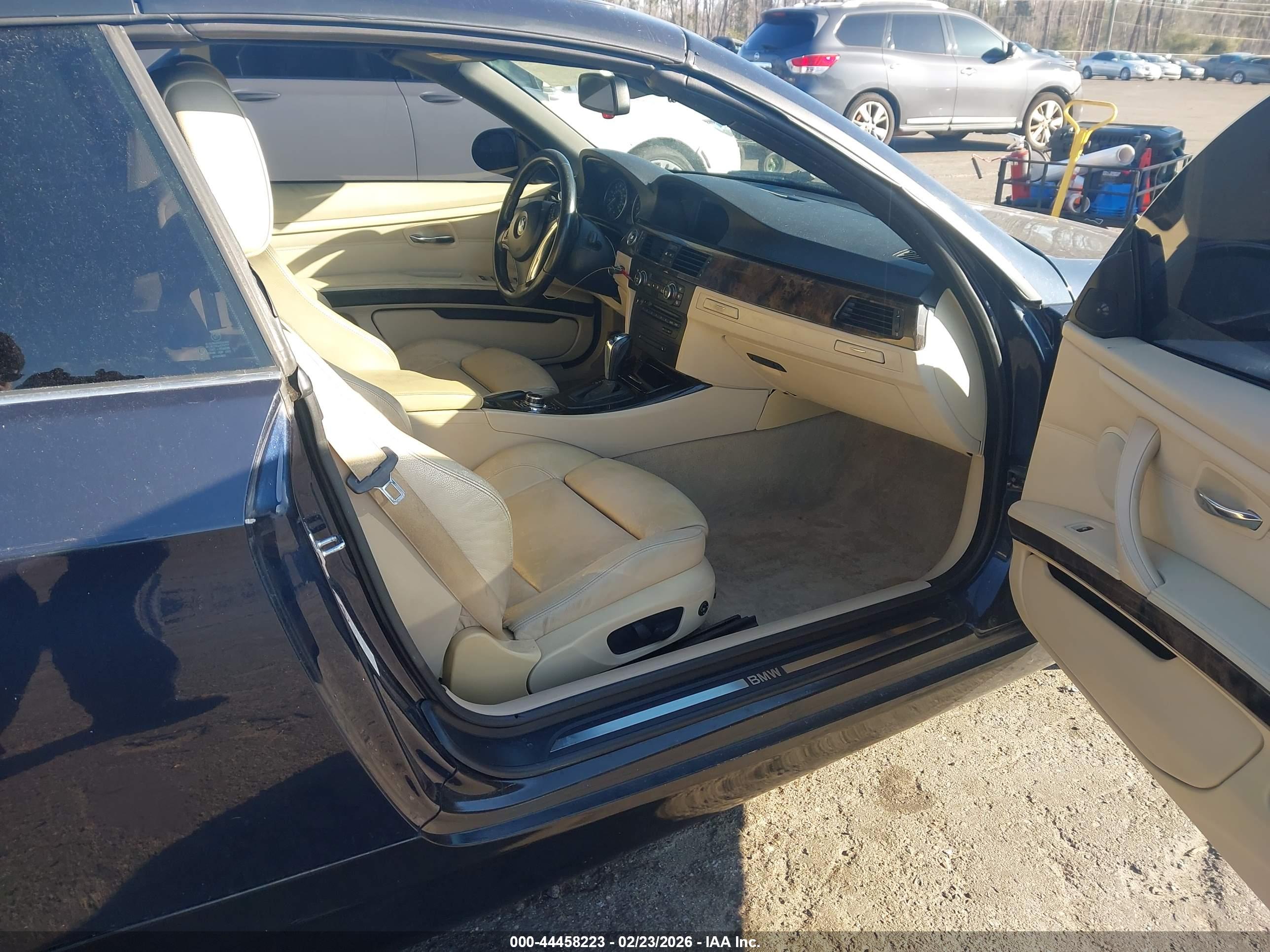 BMW 335I image 5