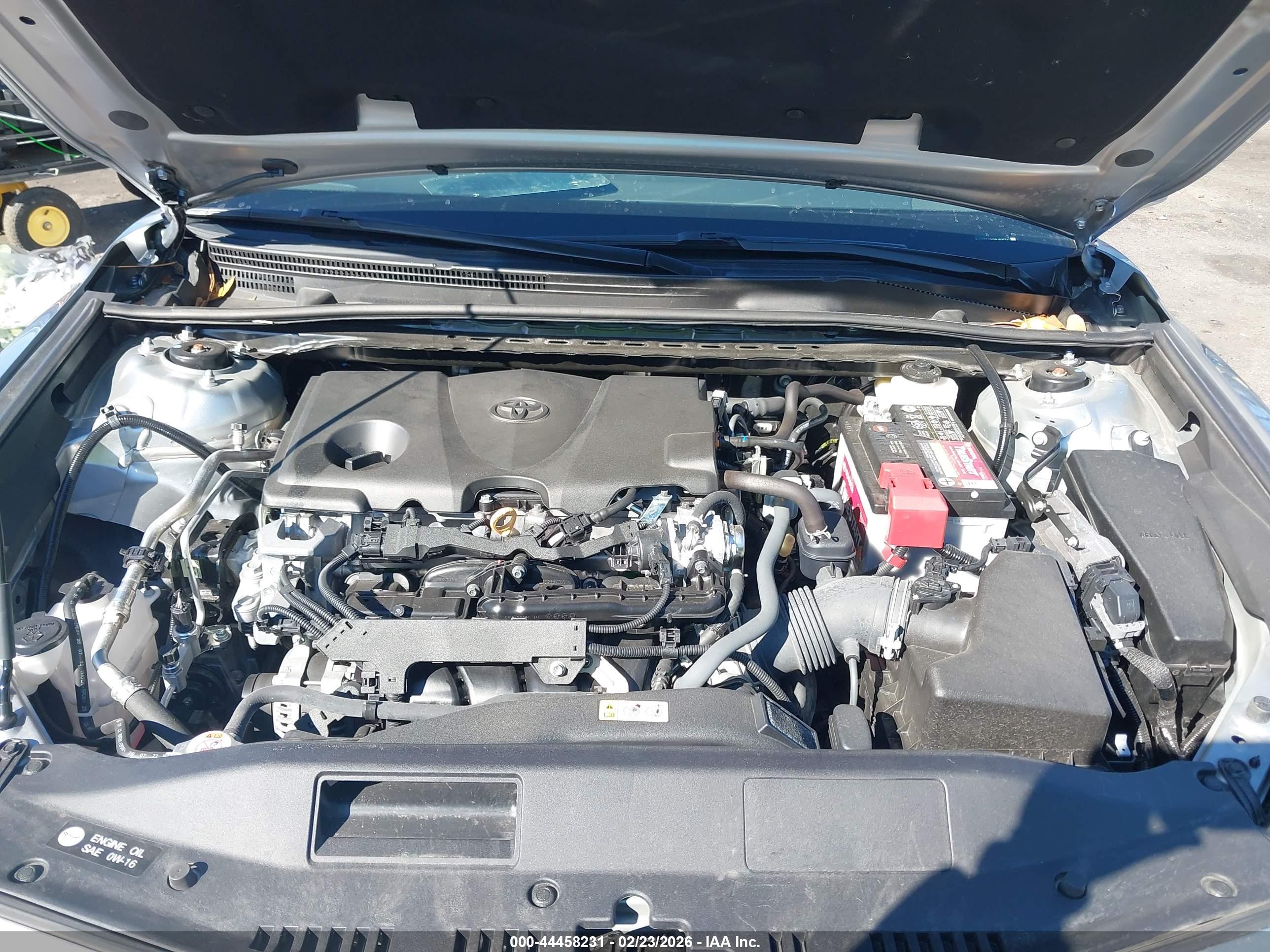 TOYOTA CAMRY image 10