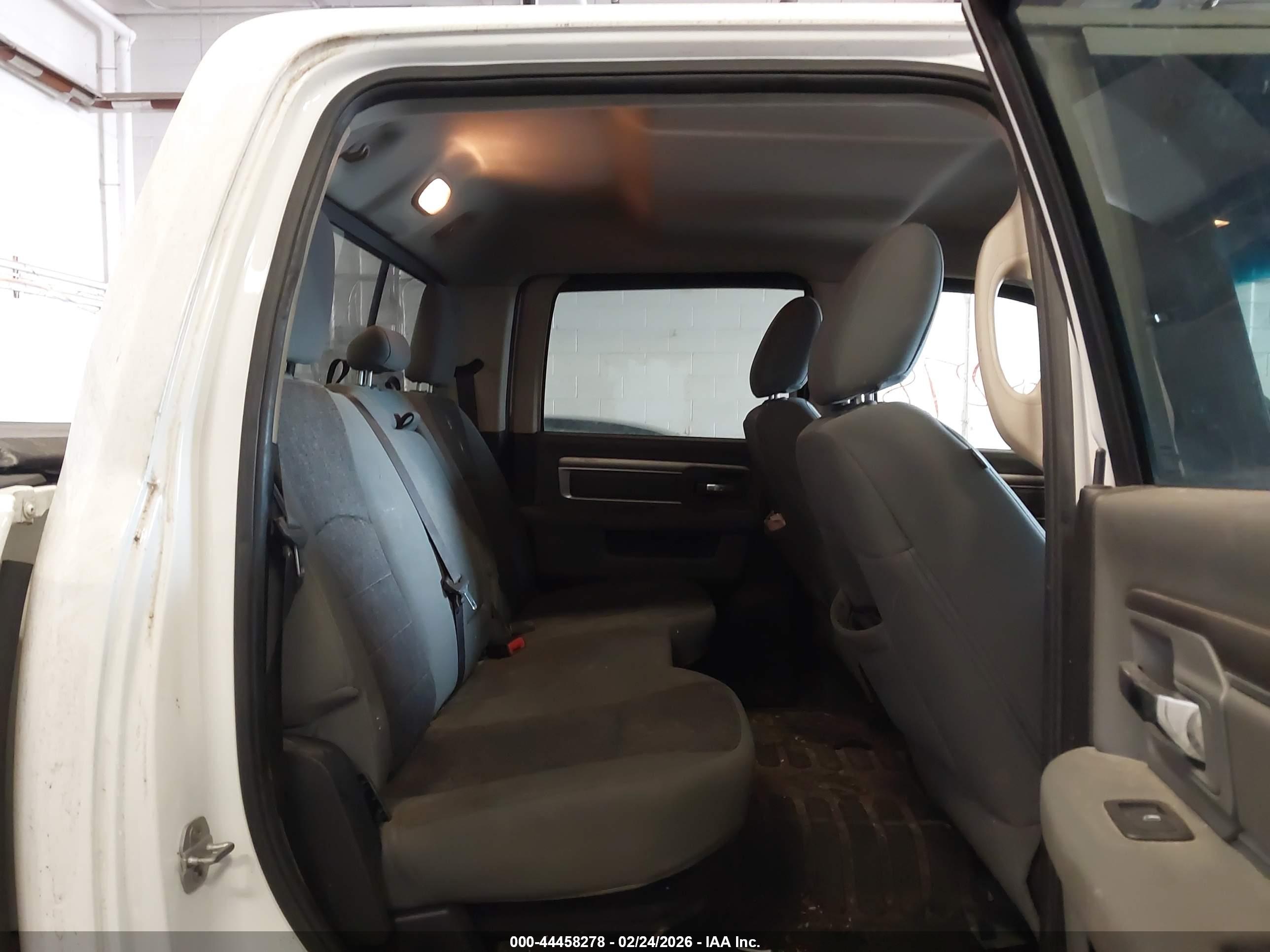RAM 1500 image 8