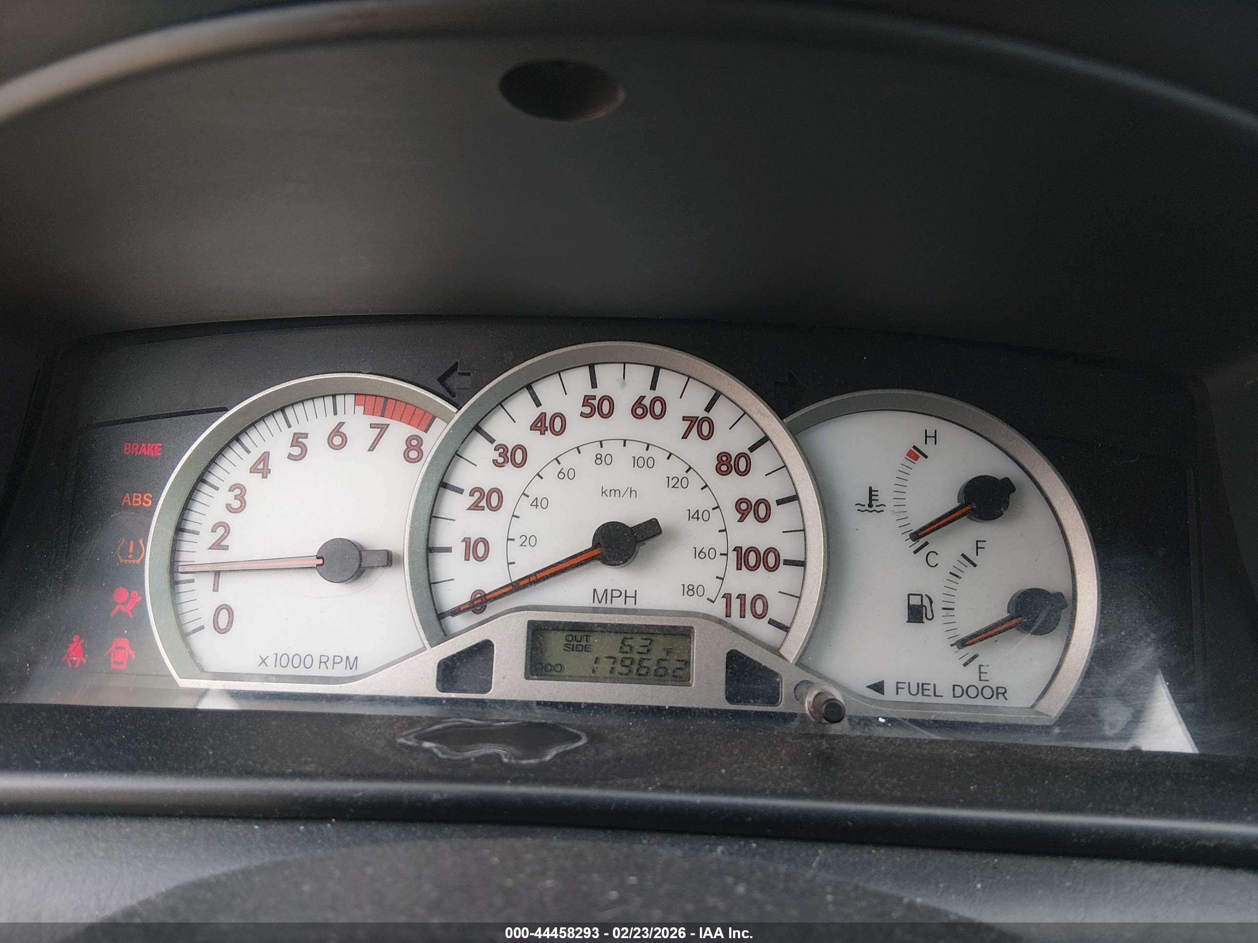 TOYOTA COROLLA image 7