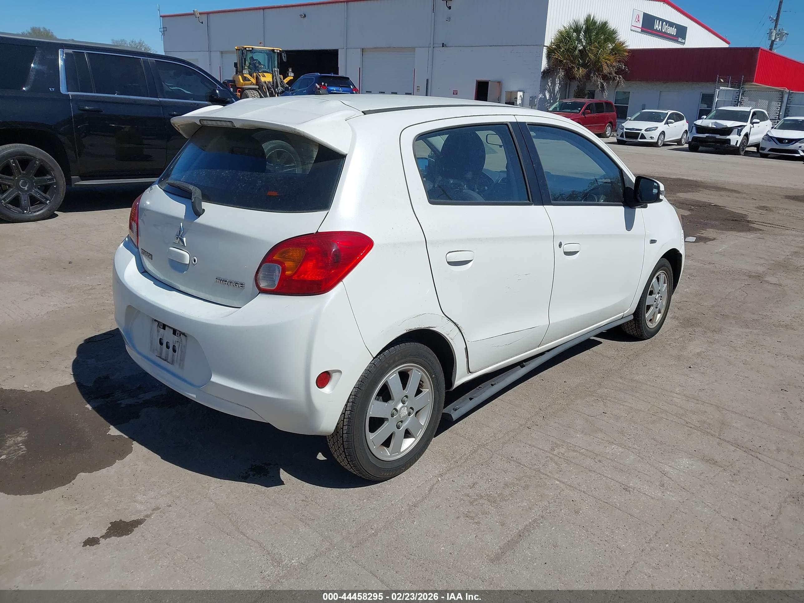 MITSUBISHI MIRAGE image 4