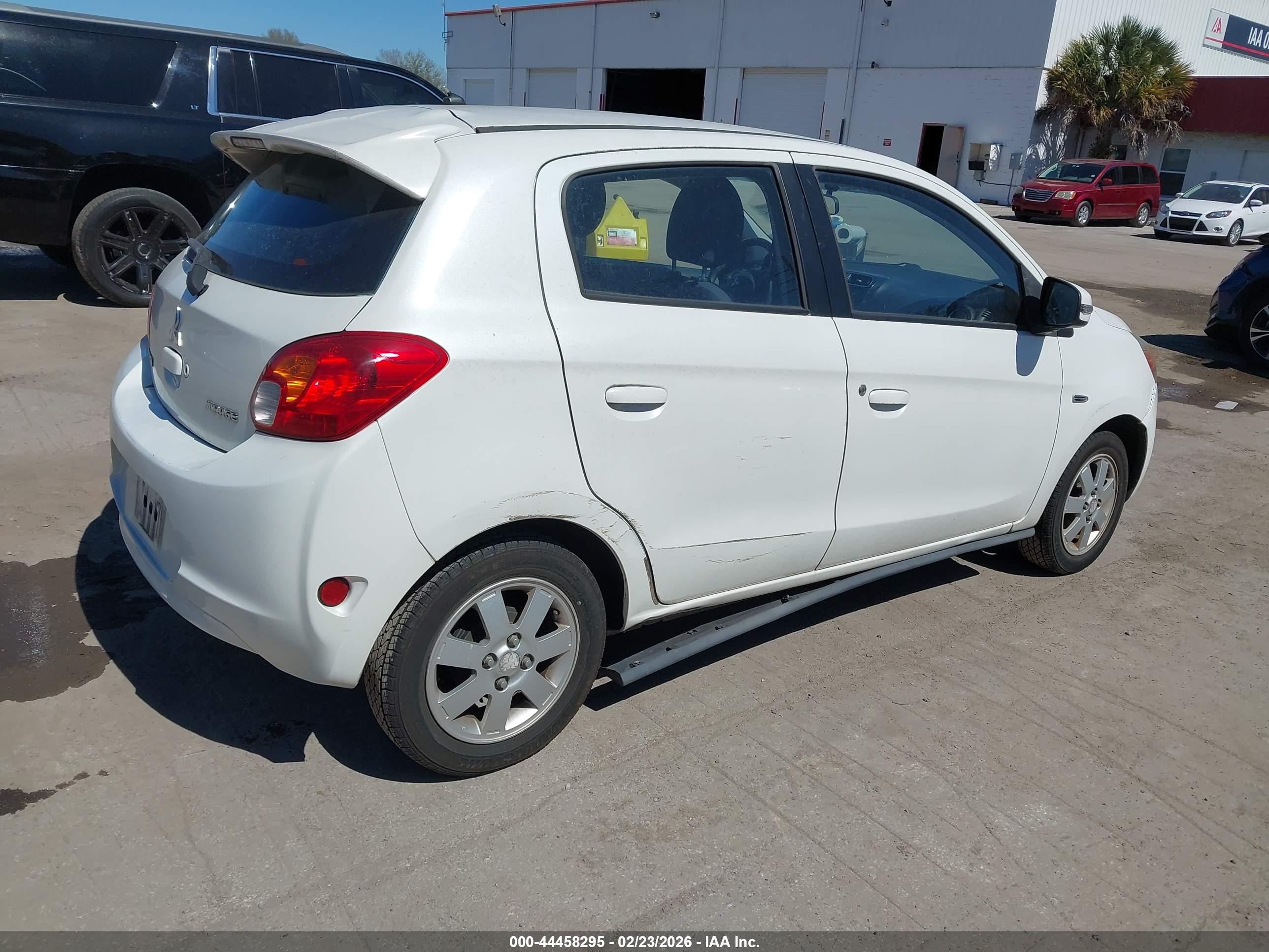 MITSUBISHI MIRAGE image 6