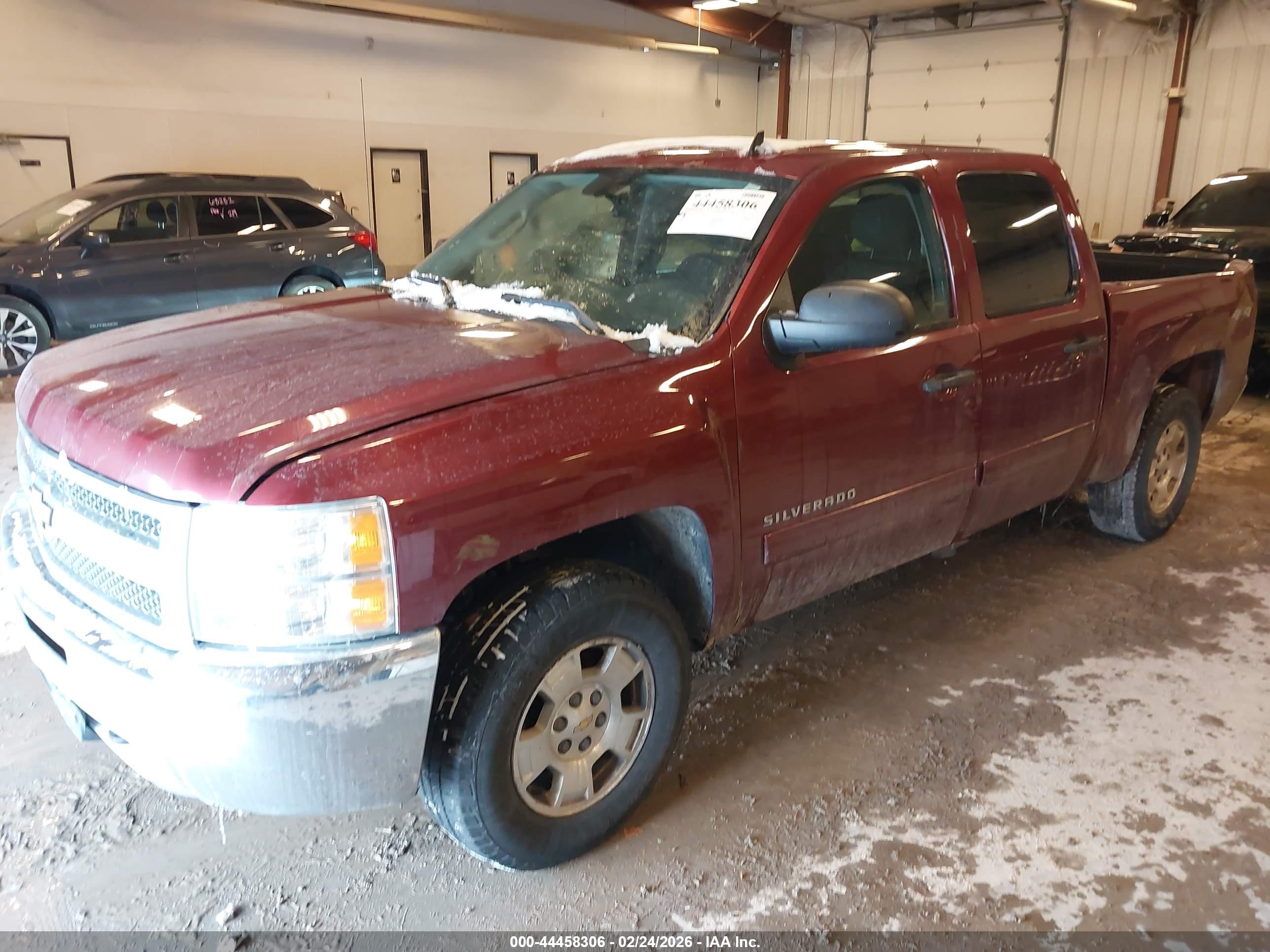 CHEVROLET SILVERADO image 2