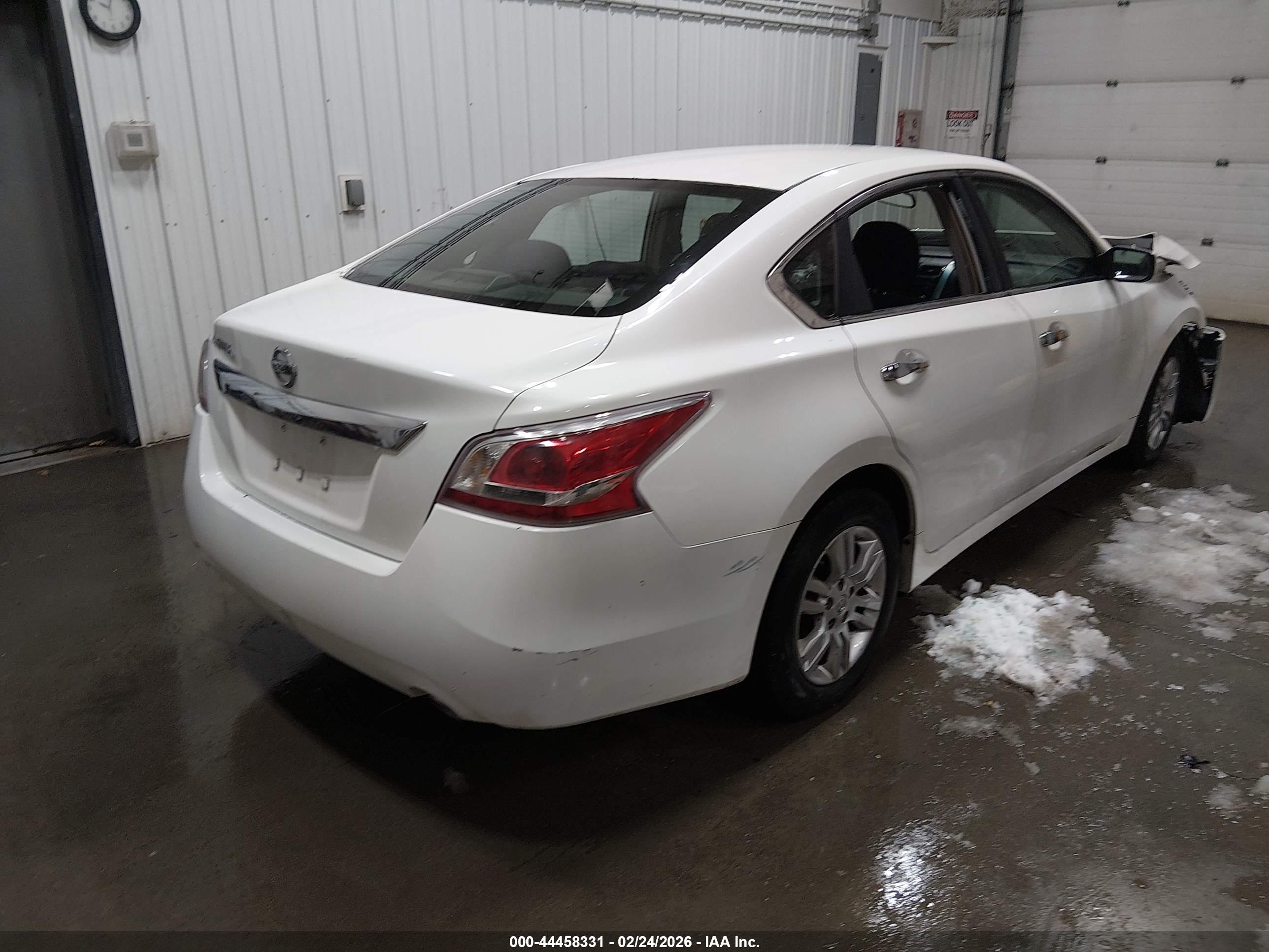 NISSAN ALTIMA image 4