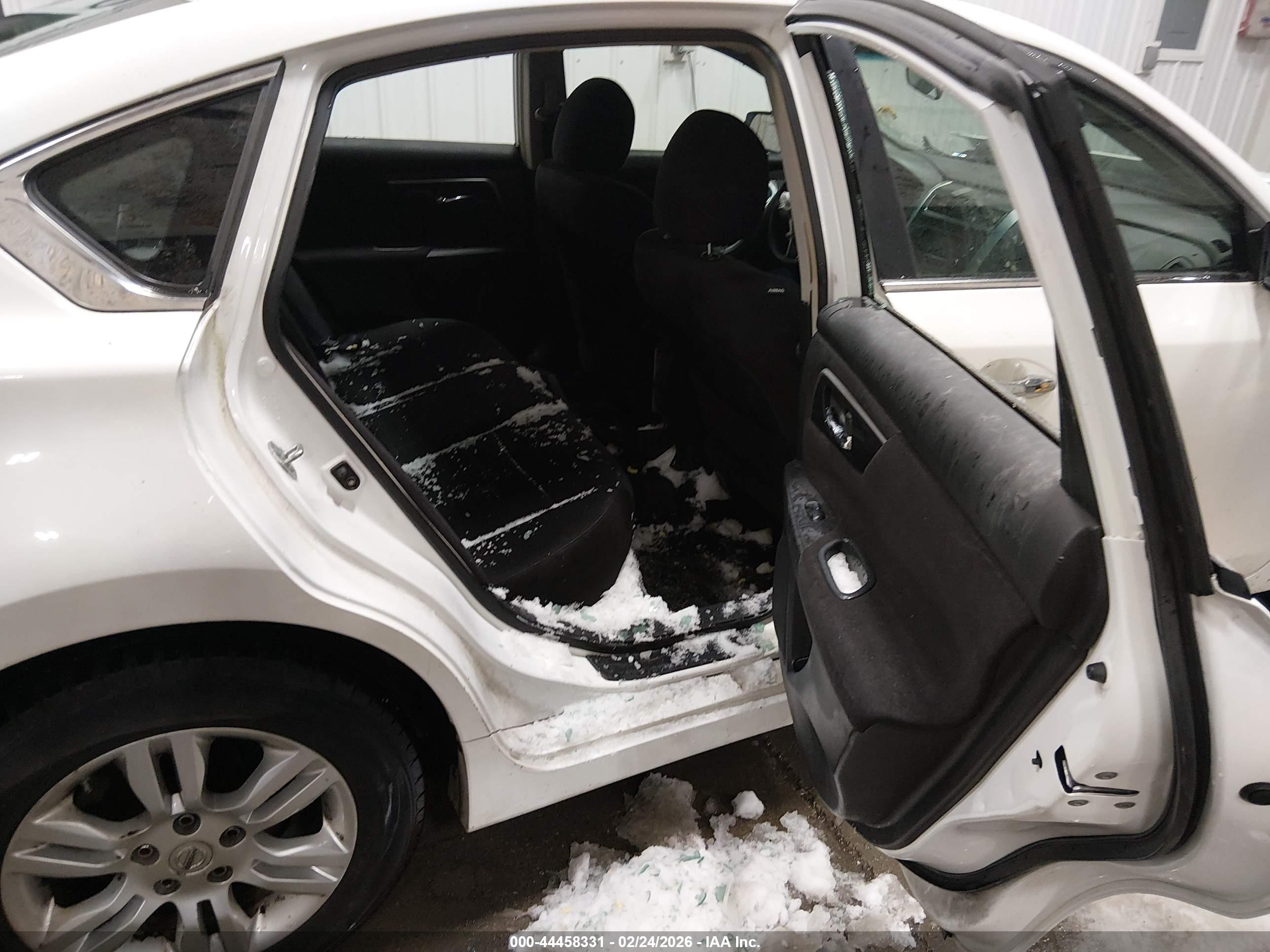 NISSAN ALTIMA image 8