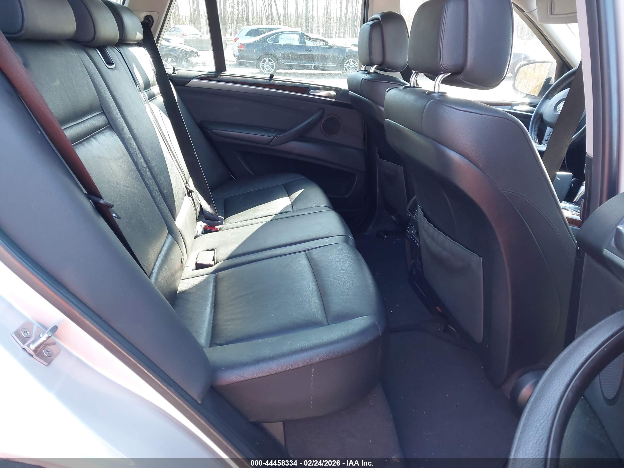 BMW X5 image 8