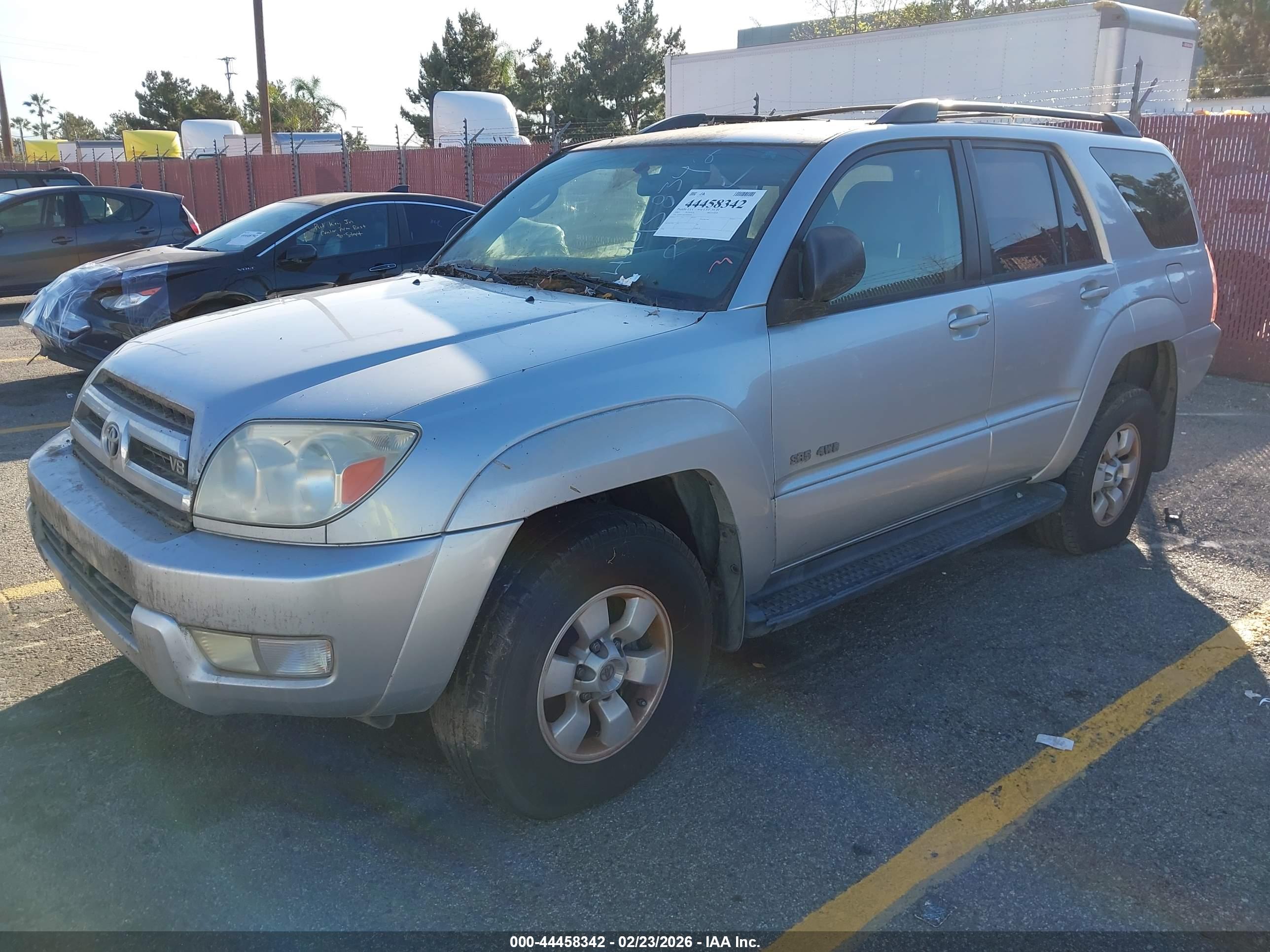 TOYOTA 4RUNNER image 2