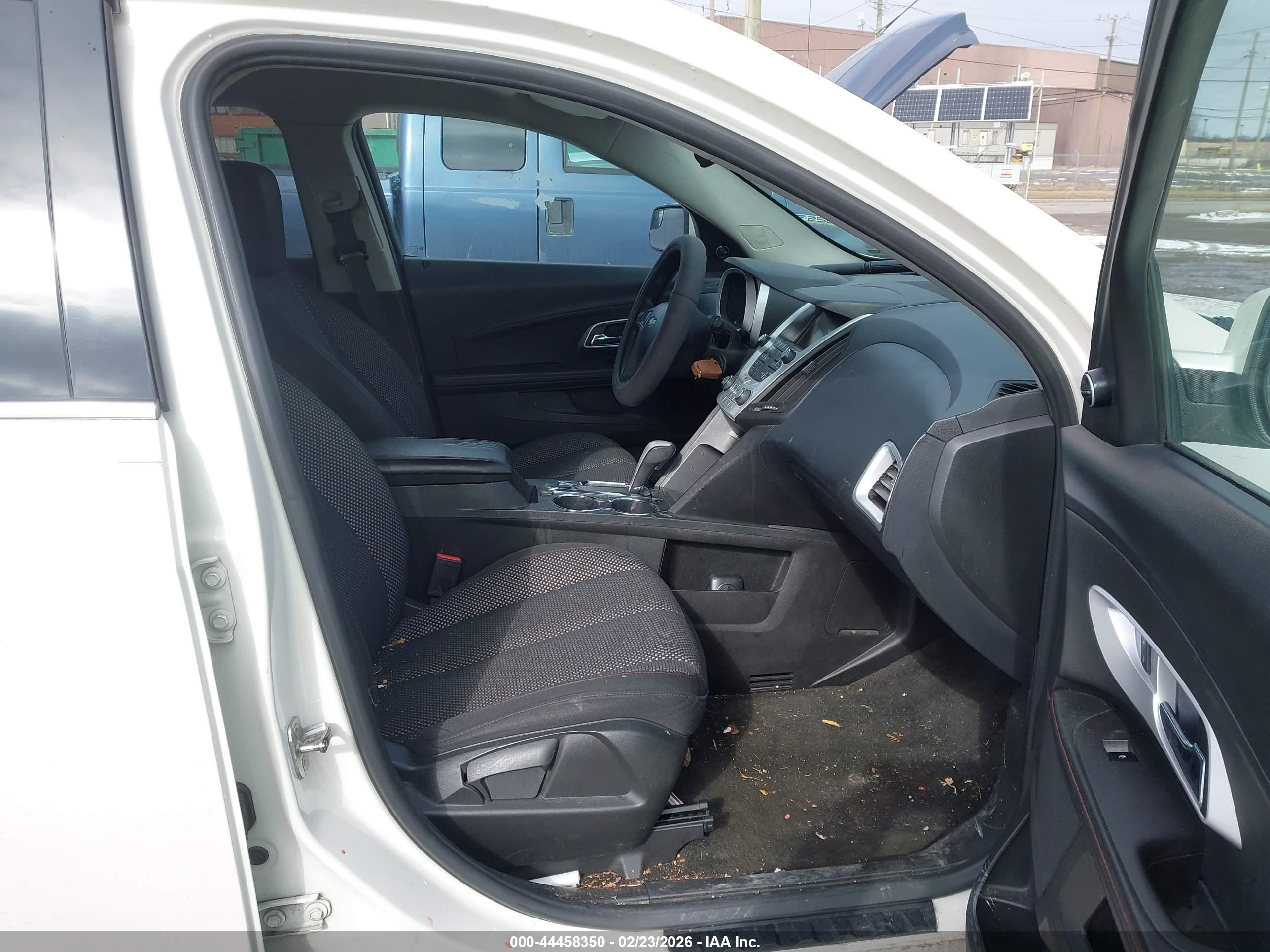 CHEVROLET EQUINOX image 5