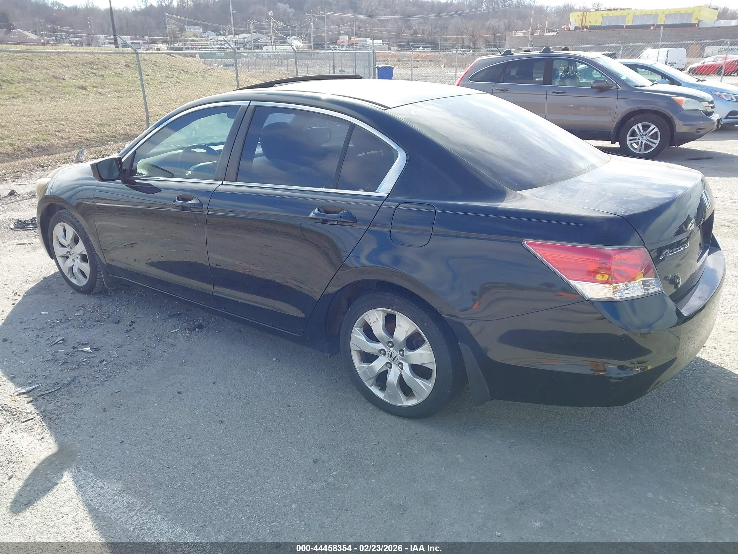 HONDA ACCORD image 3