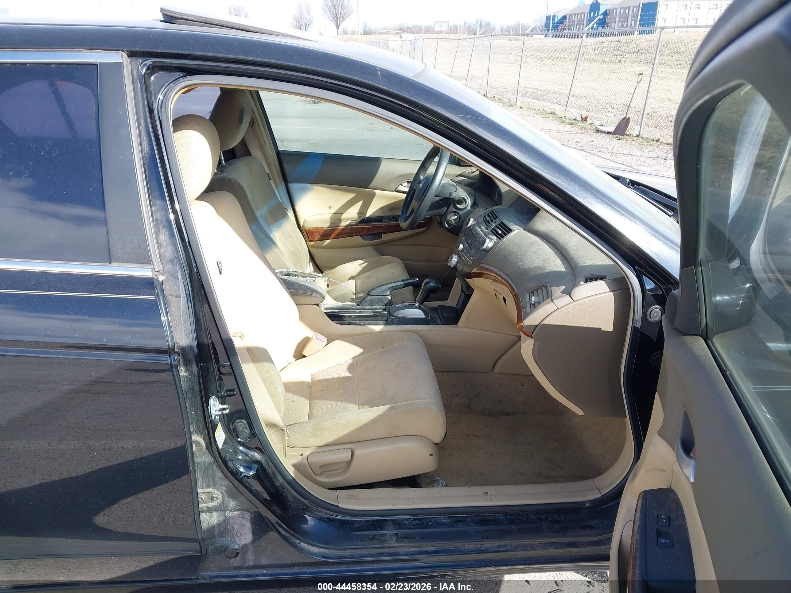 HONDA ACCORD image 5