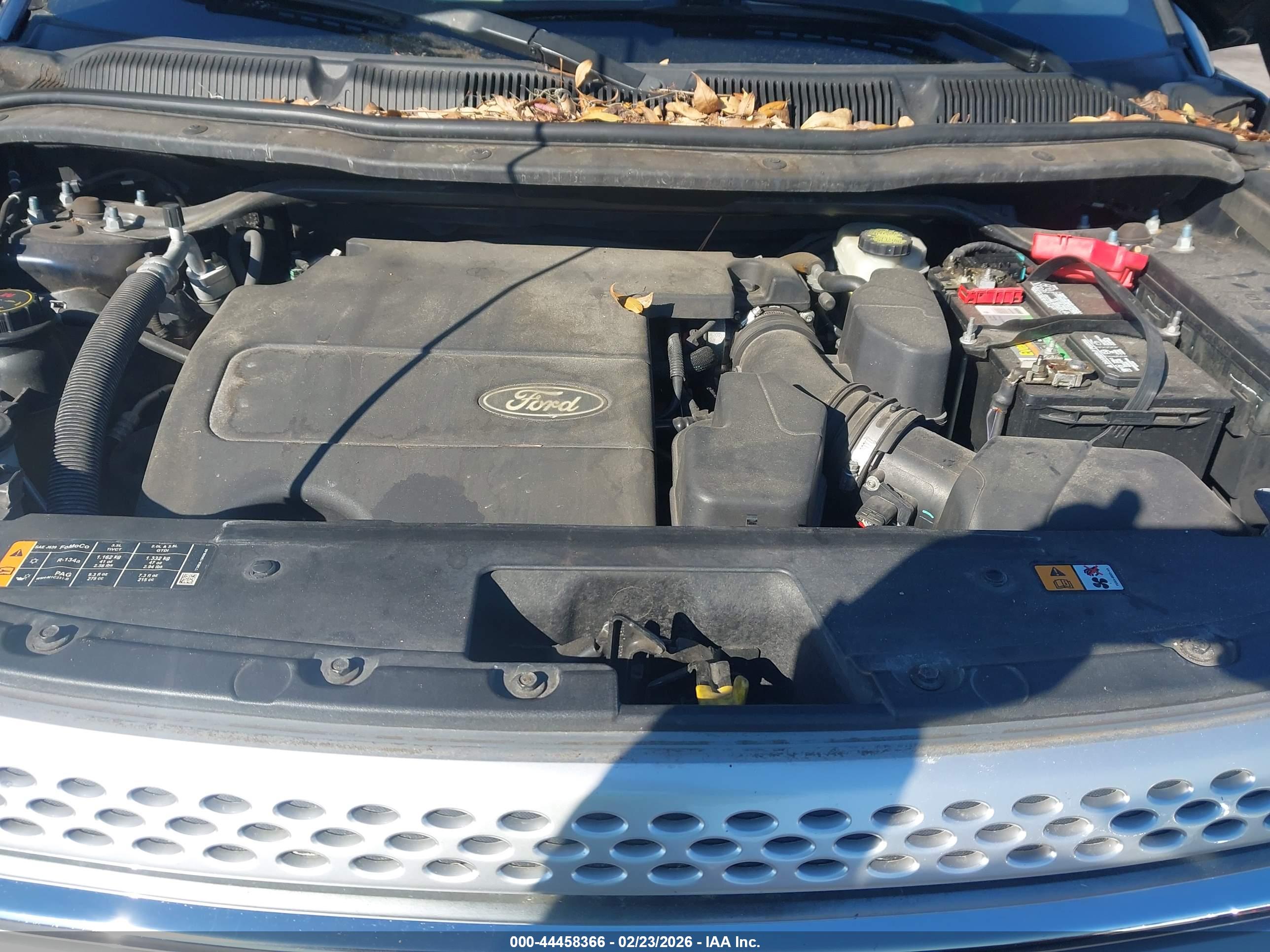 FORD EXPLORER image 10