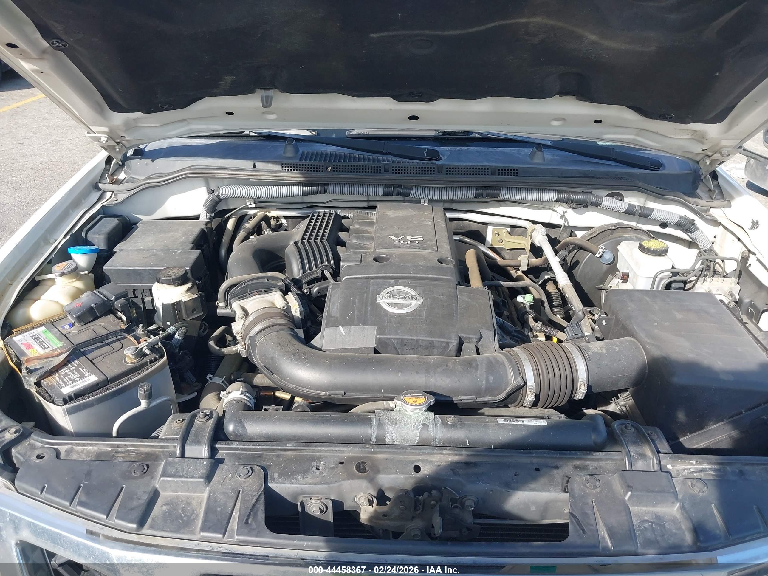 NISSAN FRONTIER image 10