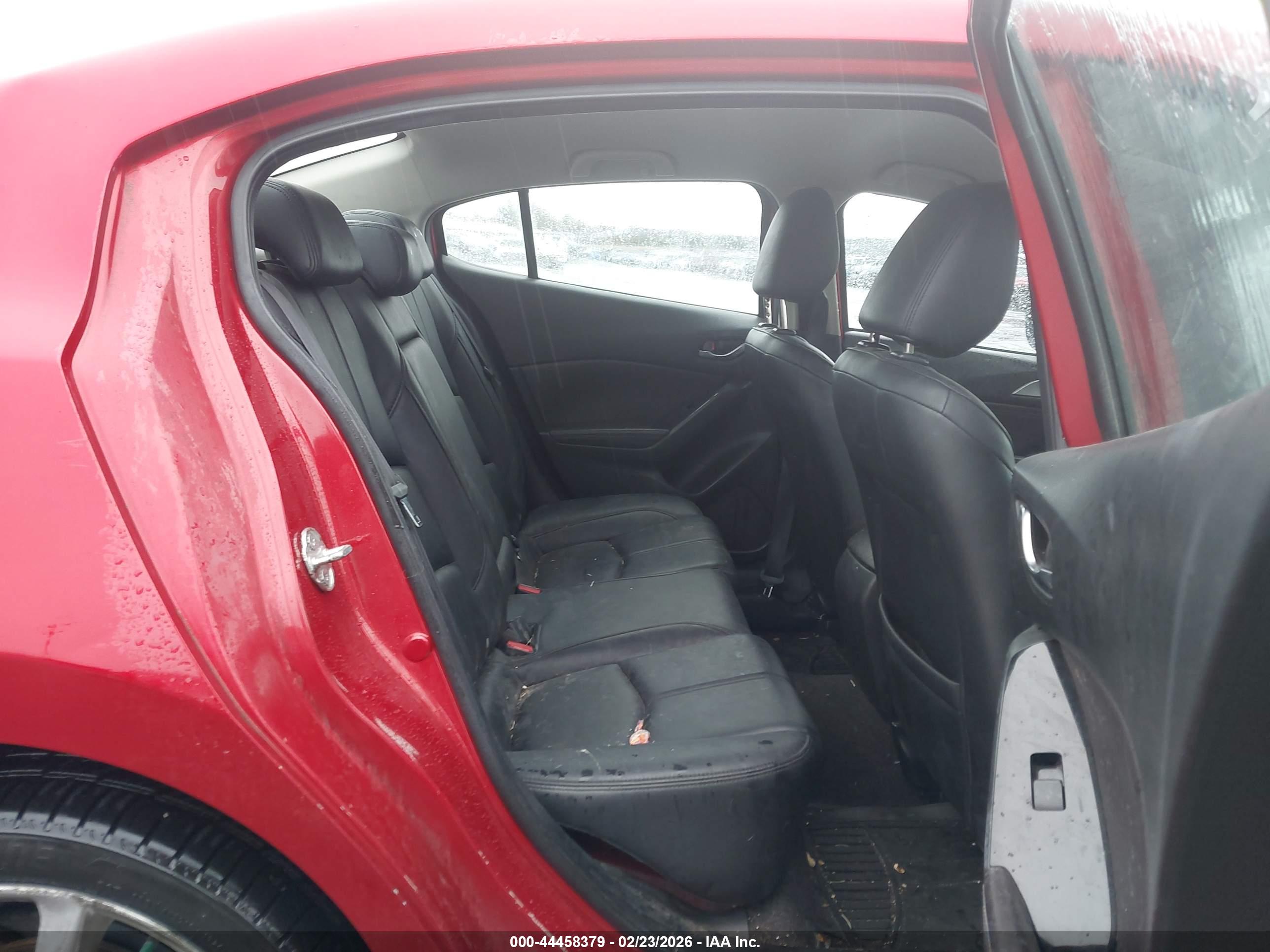 MAZDA MAZDA3 image 8