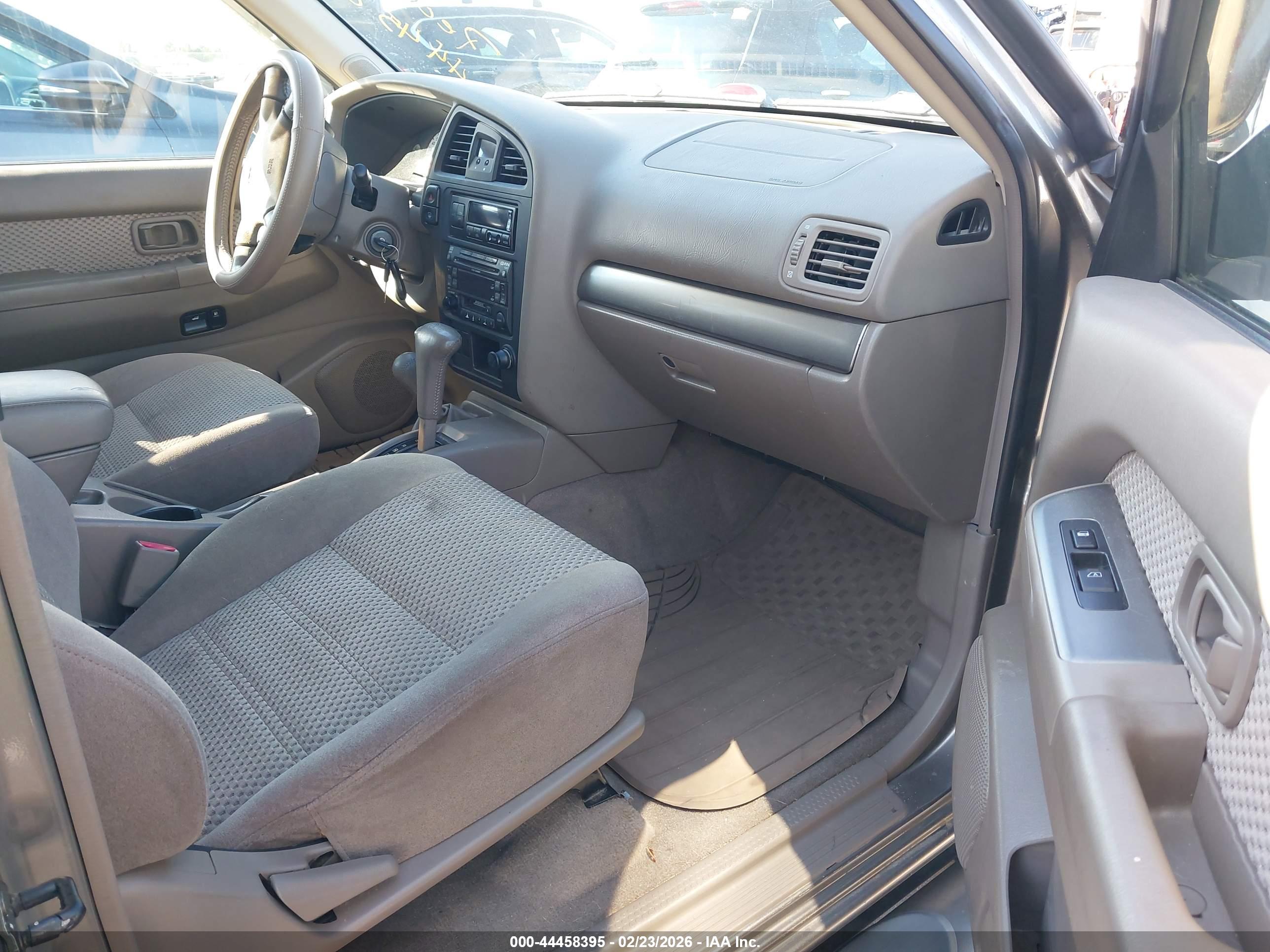 NISSAN PATHFINDER image 5