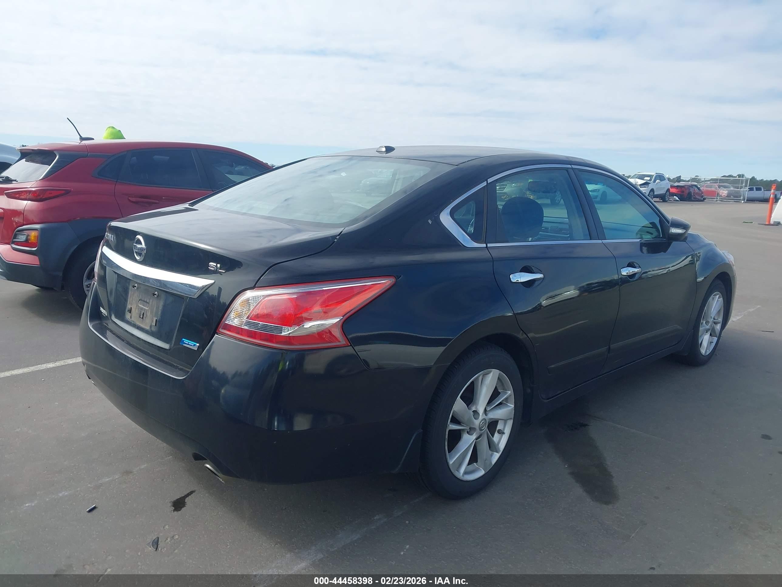 NISSAN ALTIMA image 4