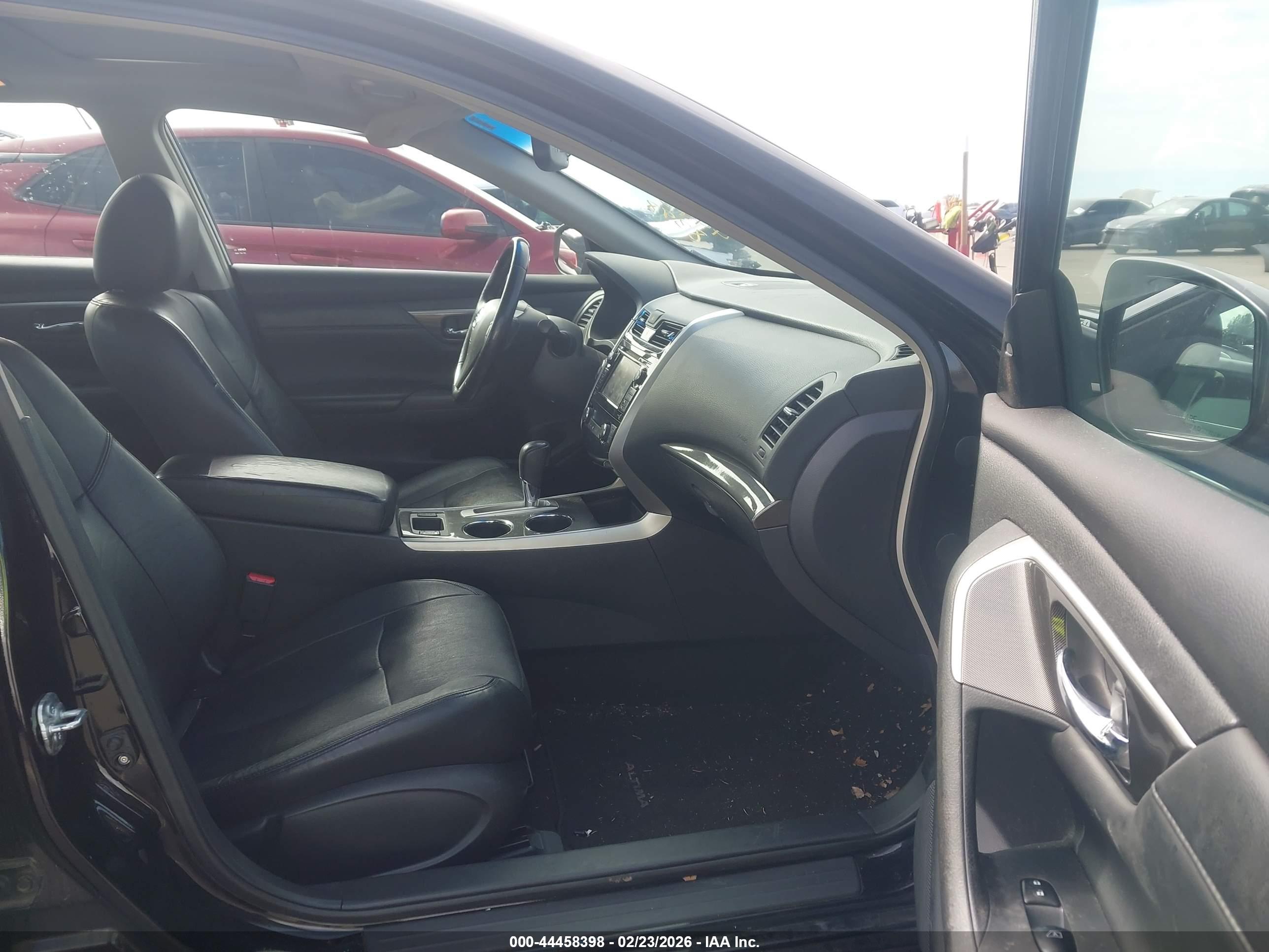 NISSAN ALTIMA image 5