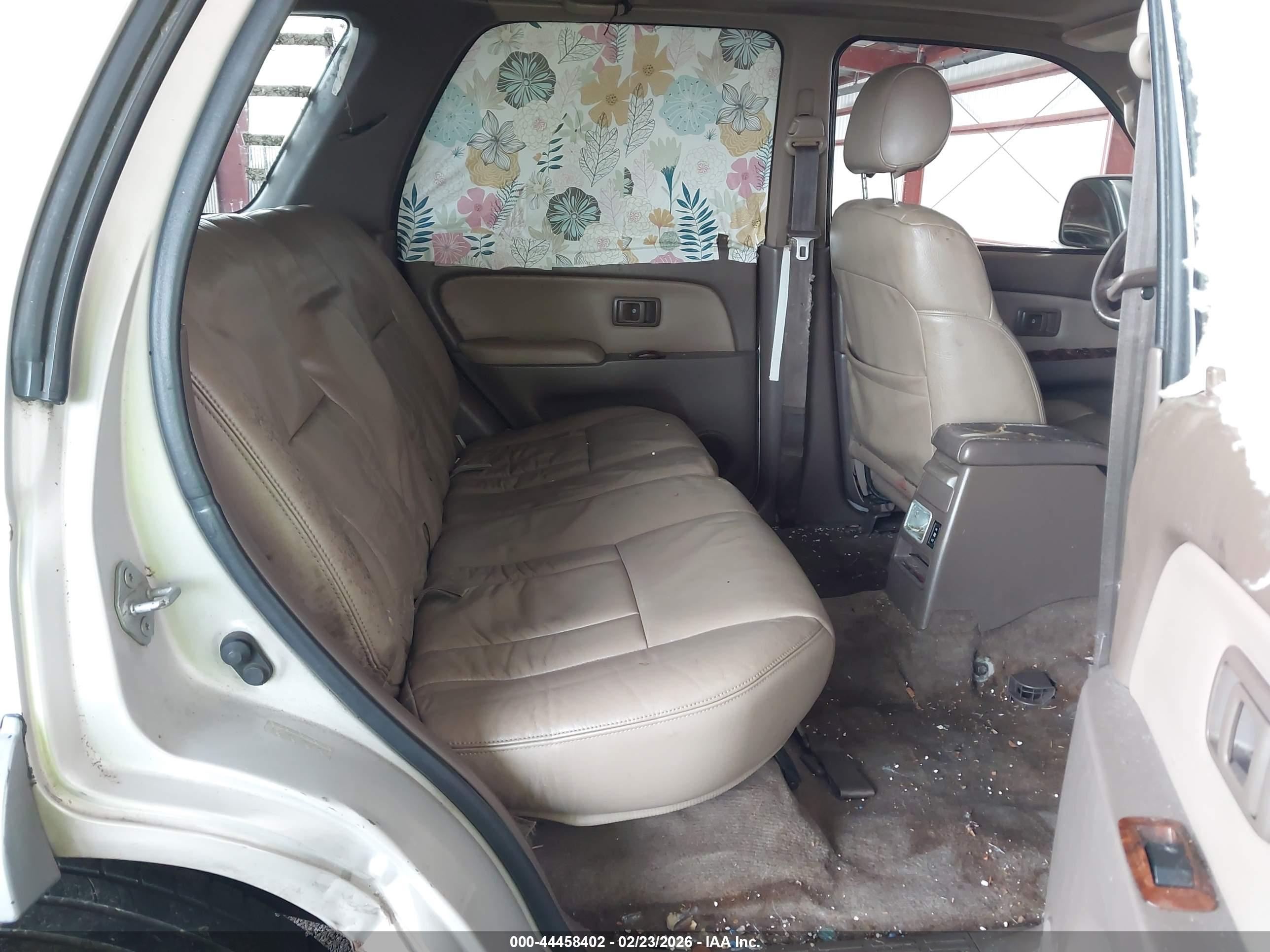 TOYOTA 4RUNNER image 8