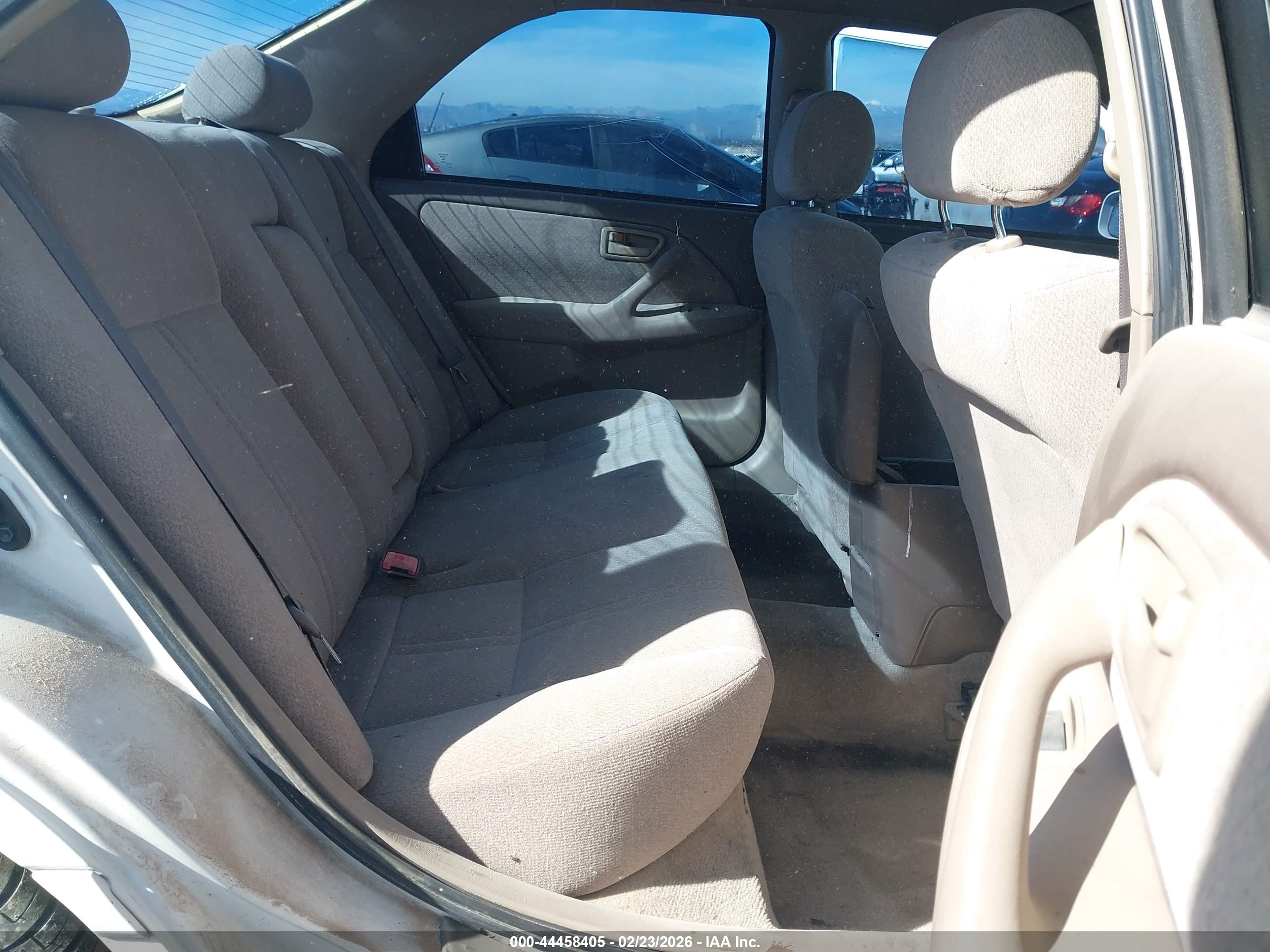 TOYOTA CAMRY image 8