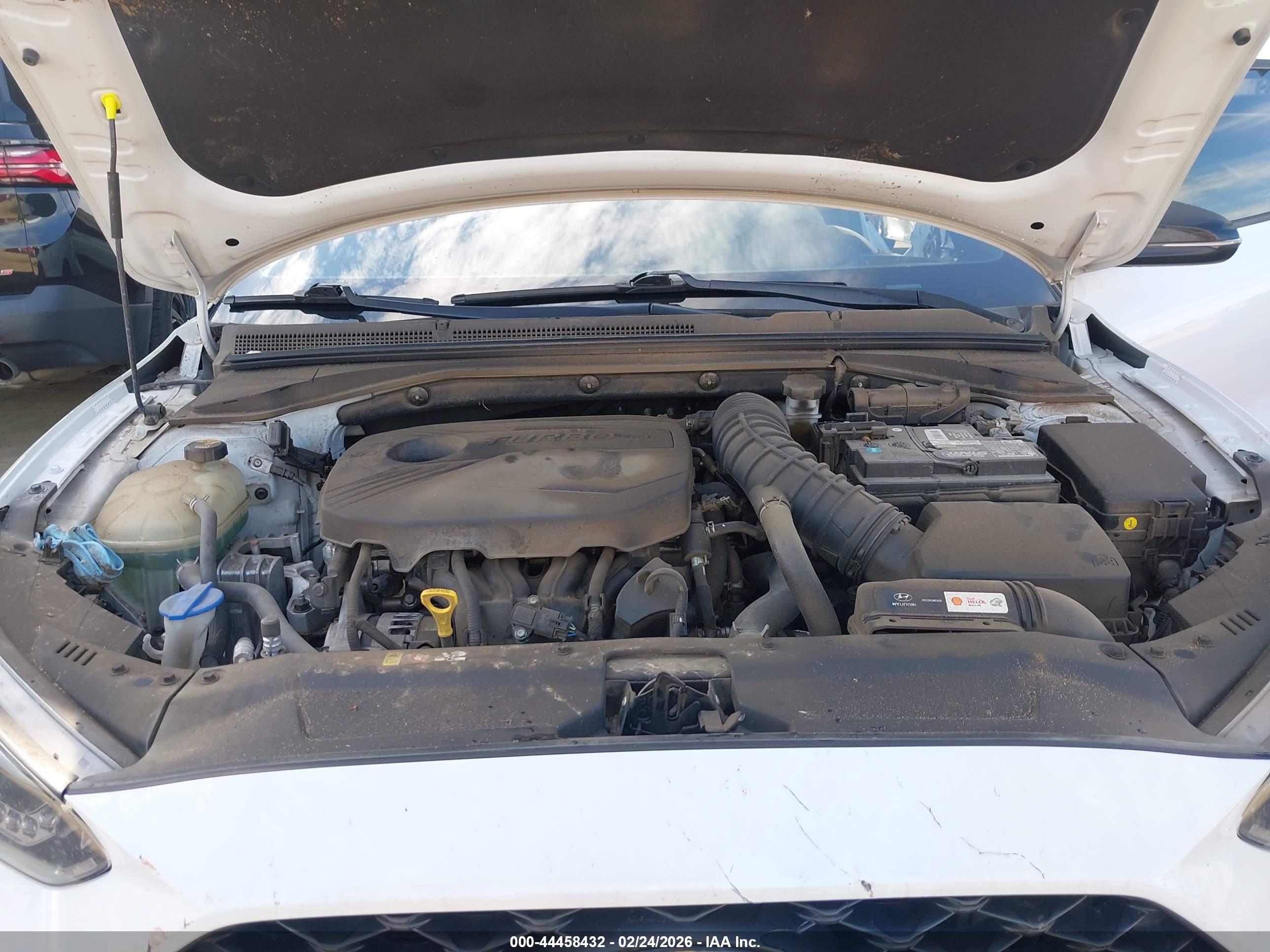 HYUNDAI VELOSTER image 10