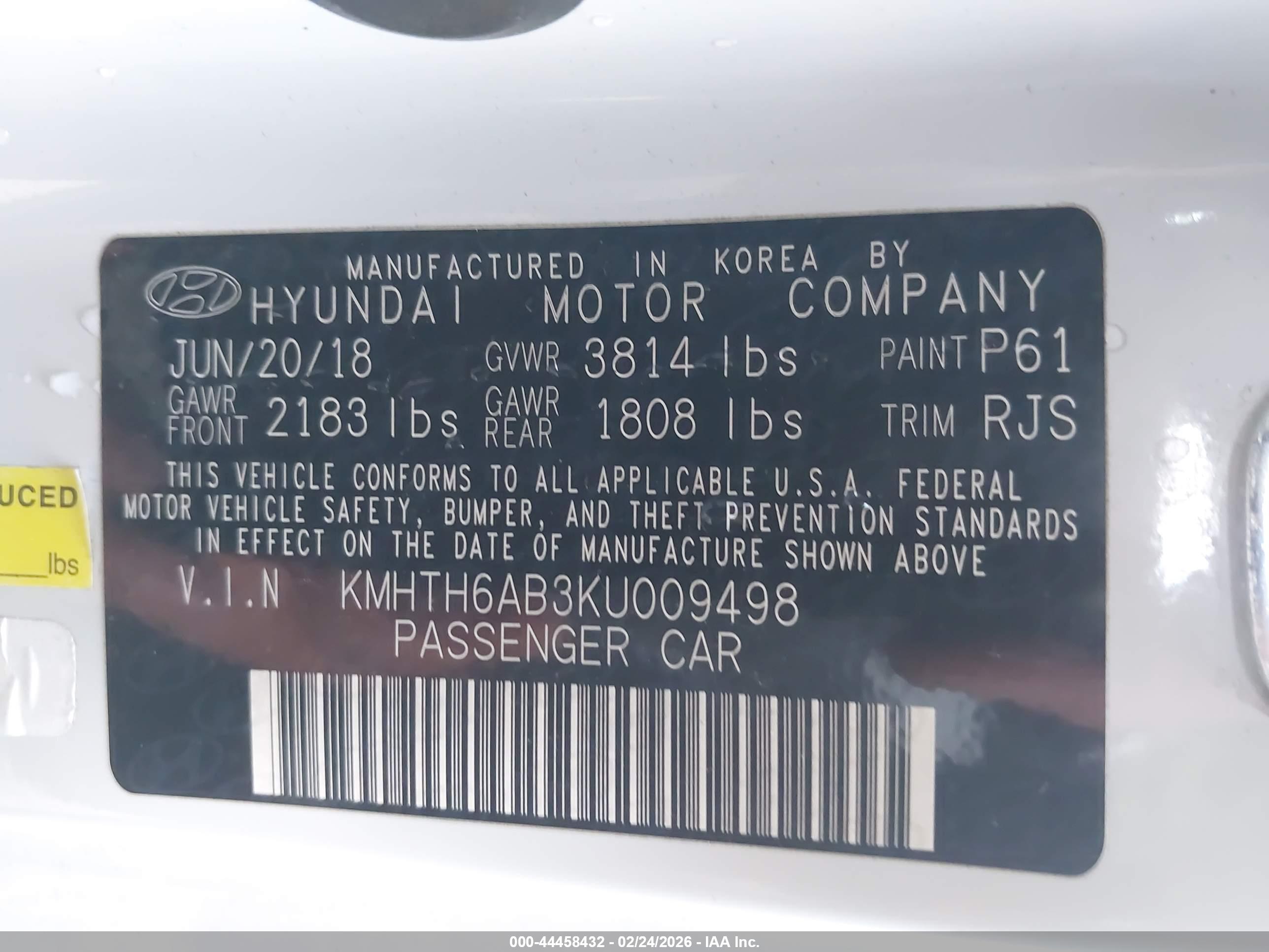 HYUNDAI VELOSTER image 9