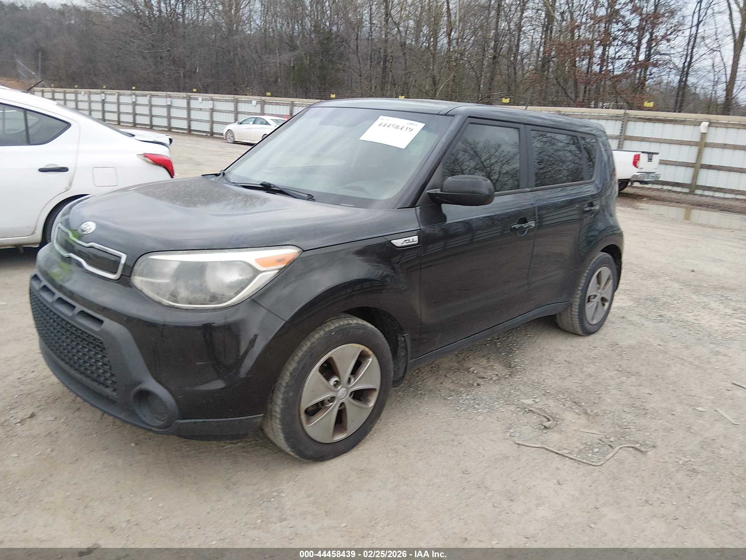 KIA SOUL image 2
