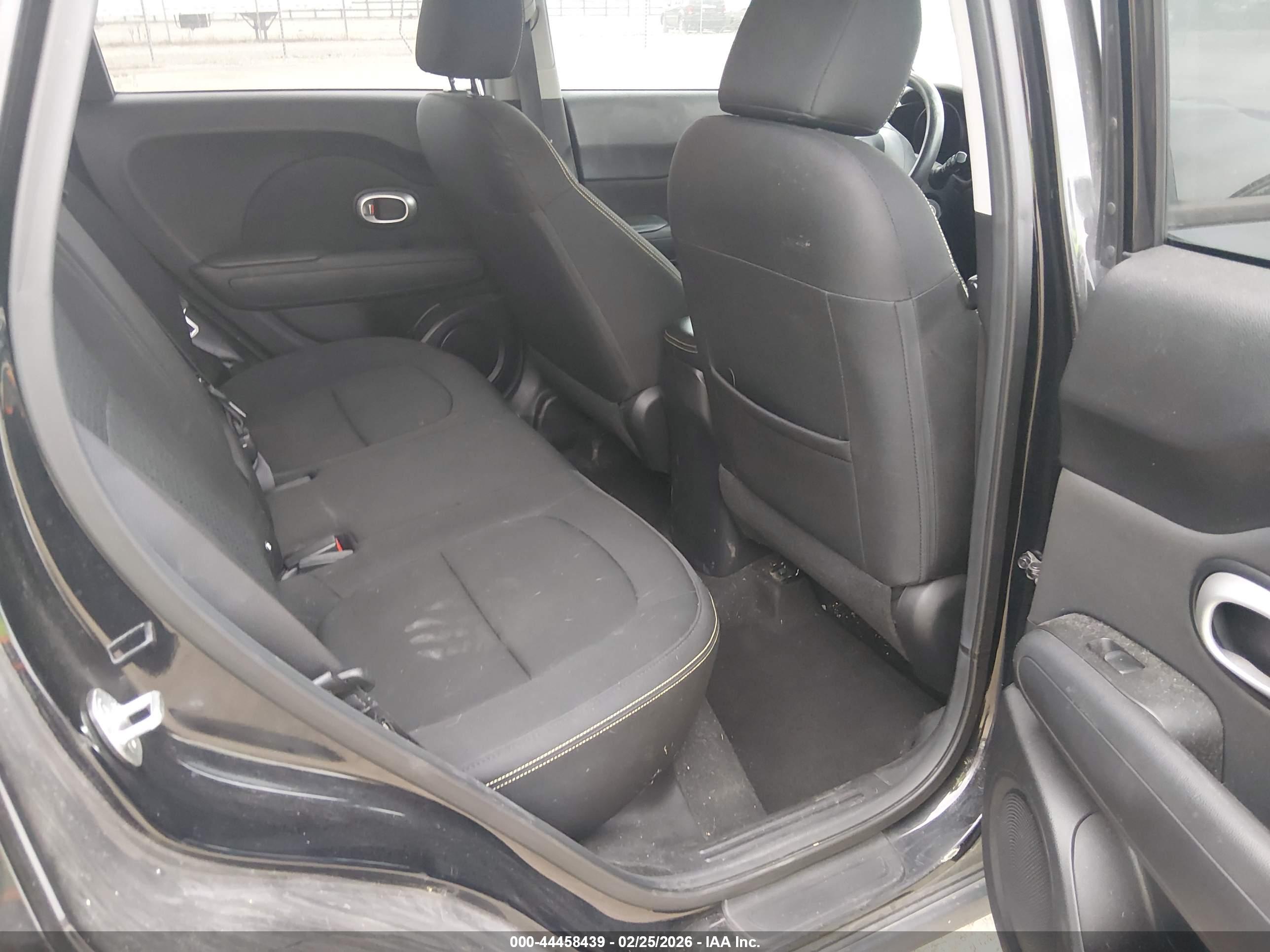 KIA SOUL image 8