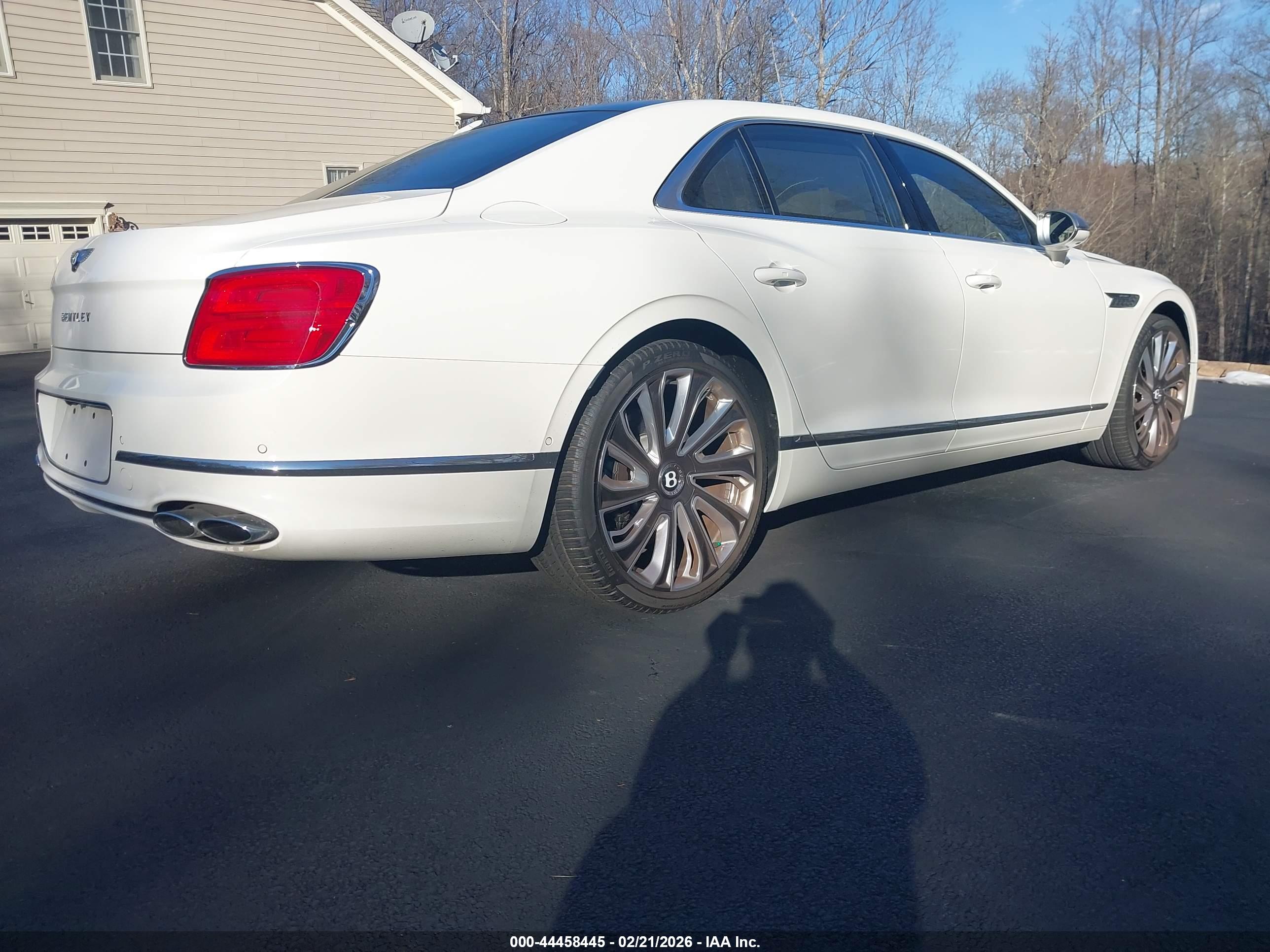 BENTLEY FLYING image 4