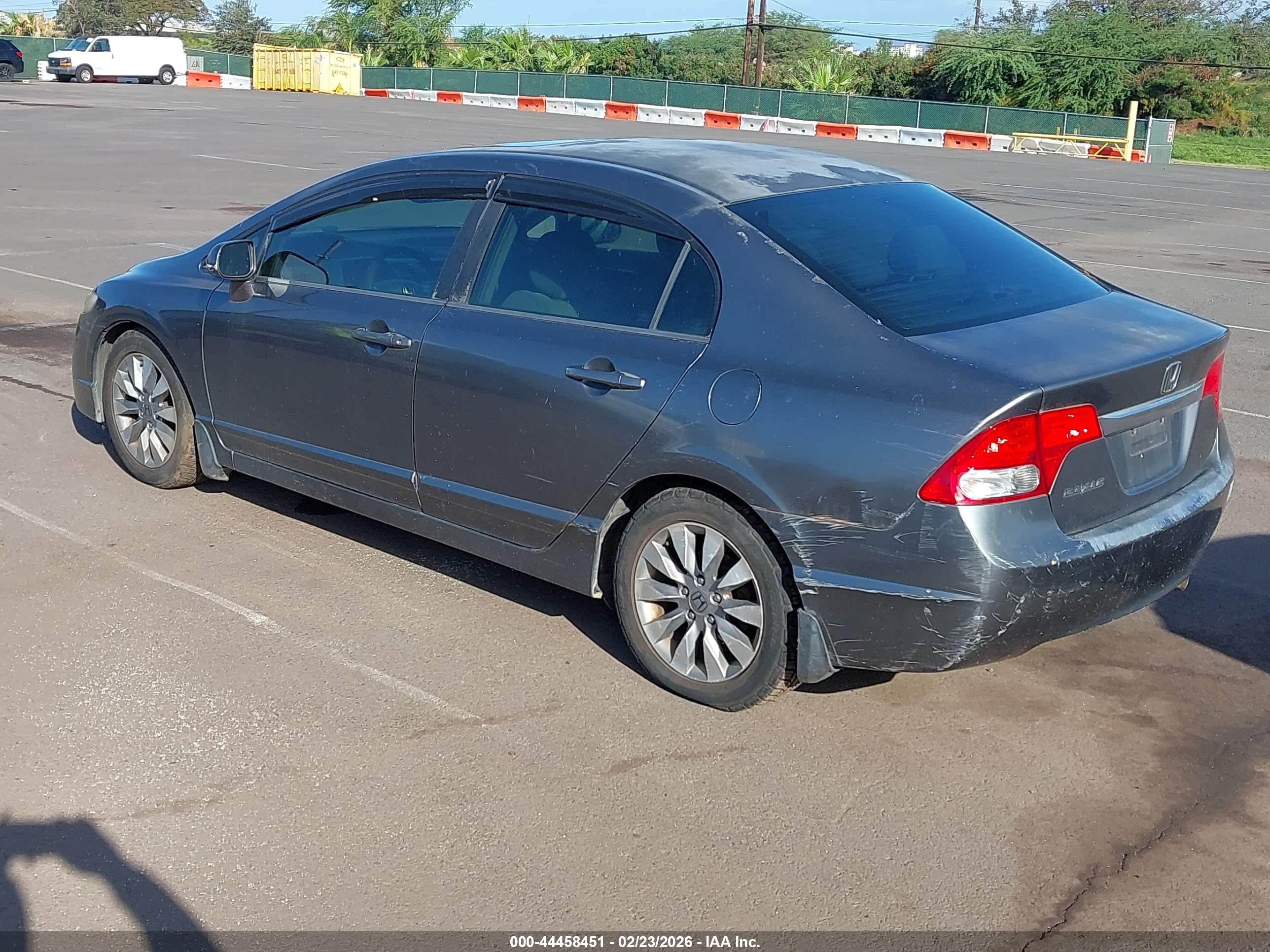 HONDA CIVIC image 3