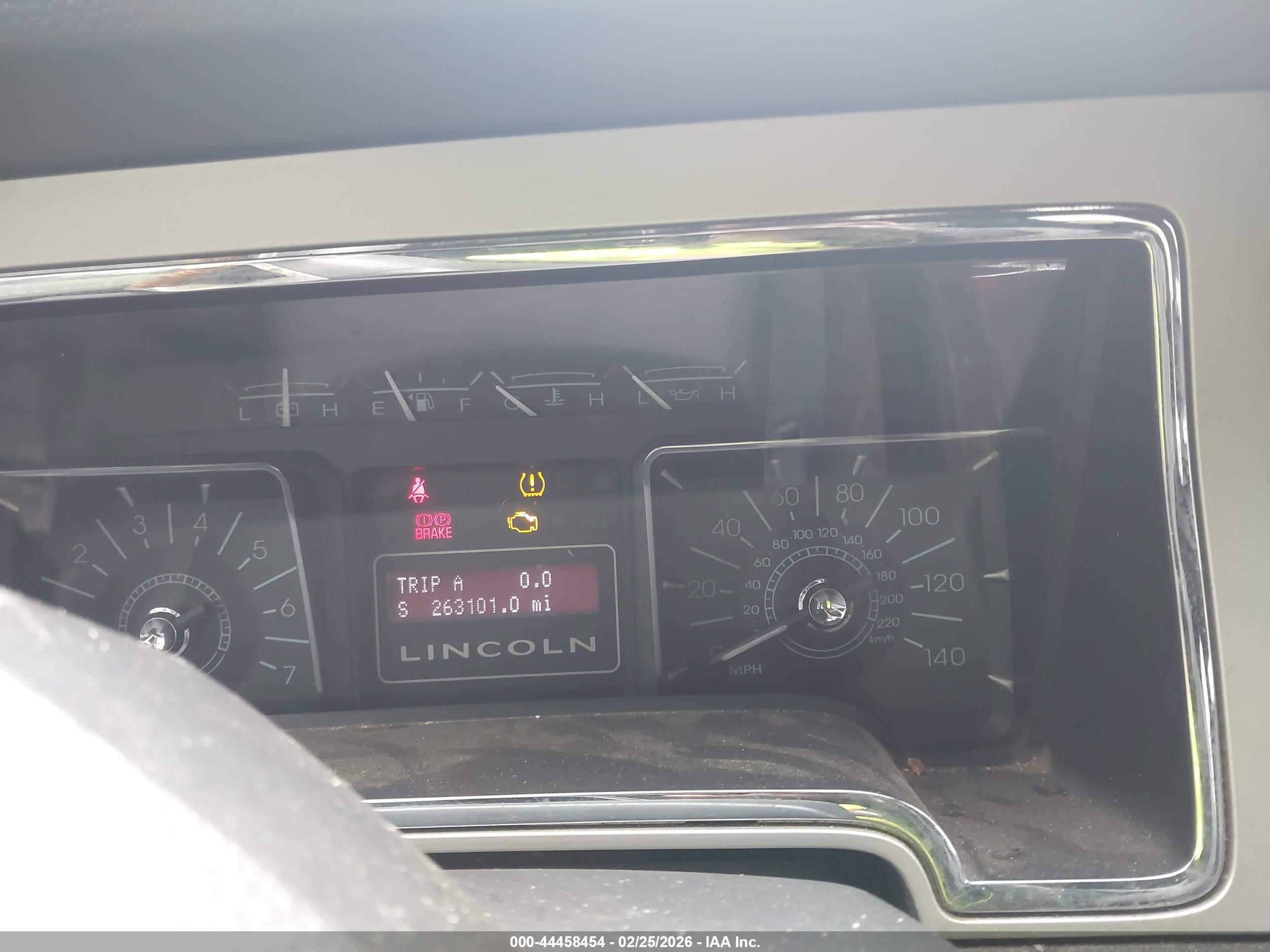 LINCOLN NAVIGATOR image 7