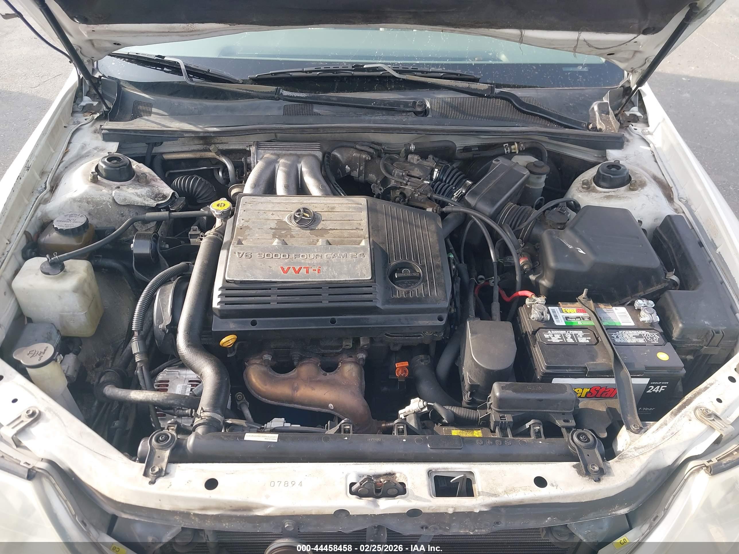 TOYOTA AVALON image 10