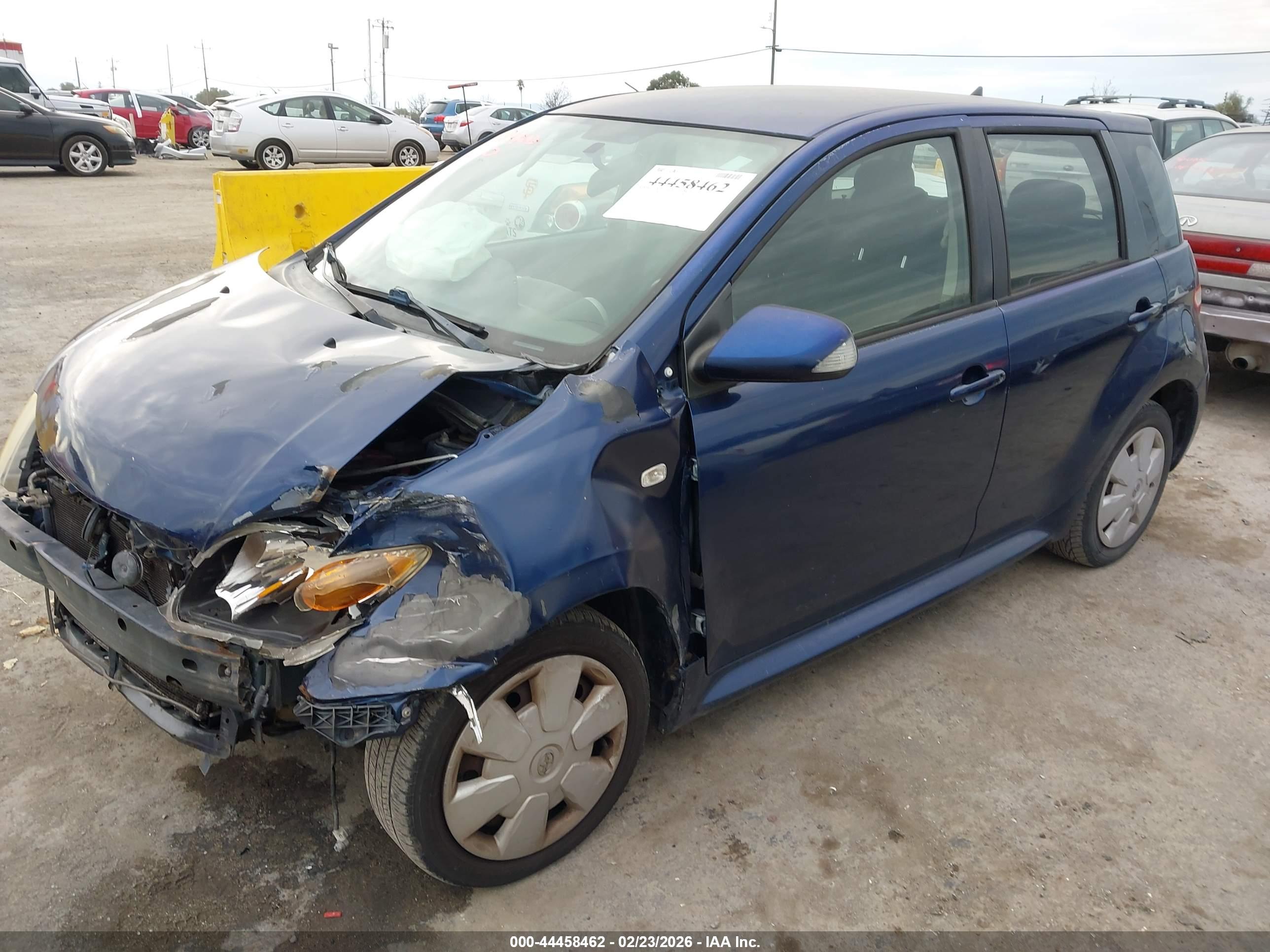 SCION XA image 2