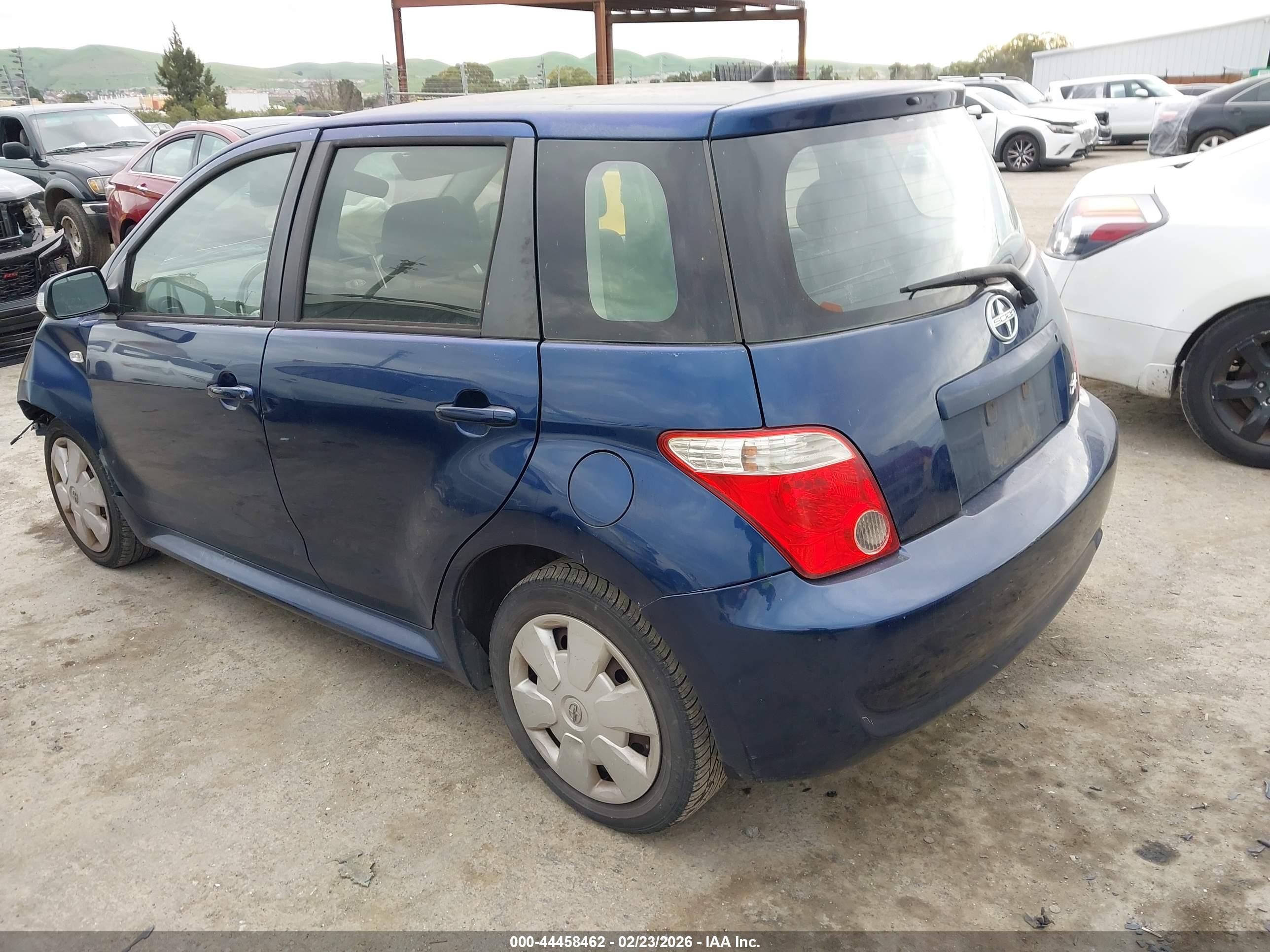 SCION XA image 3