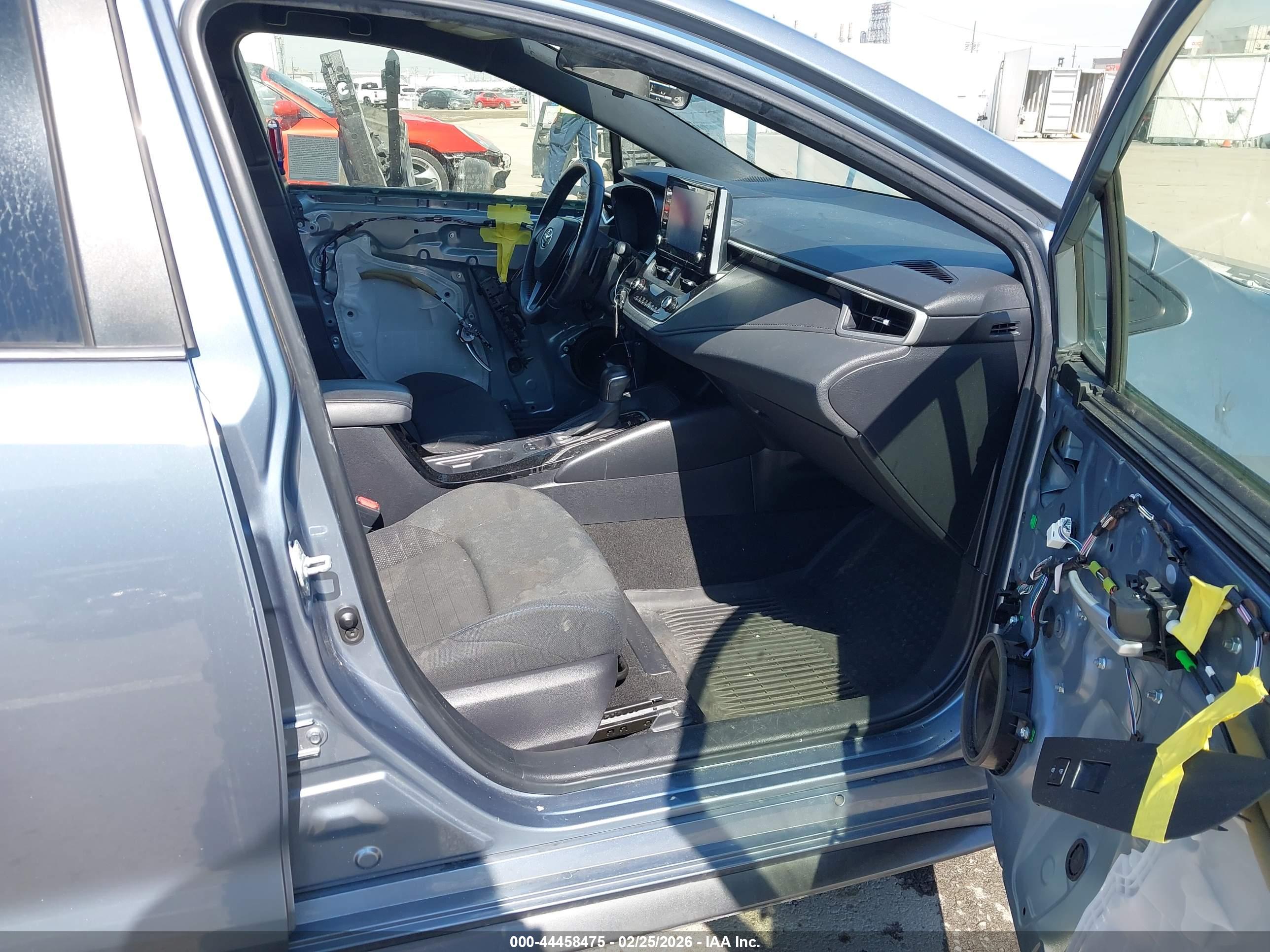 TOYOTA COROLLA image 5