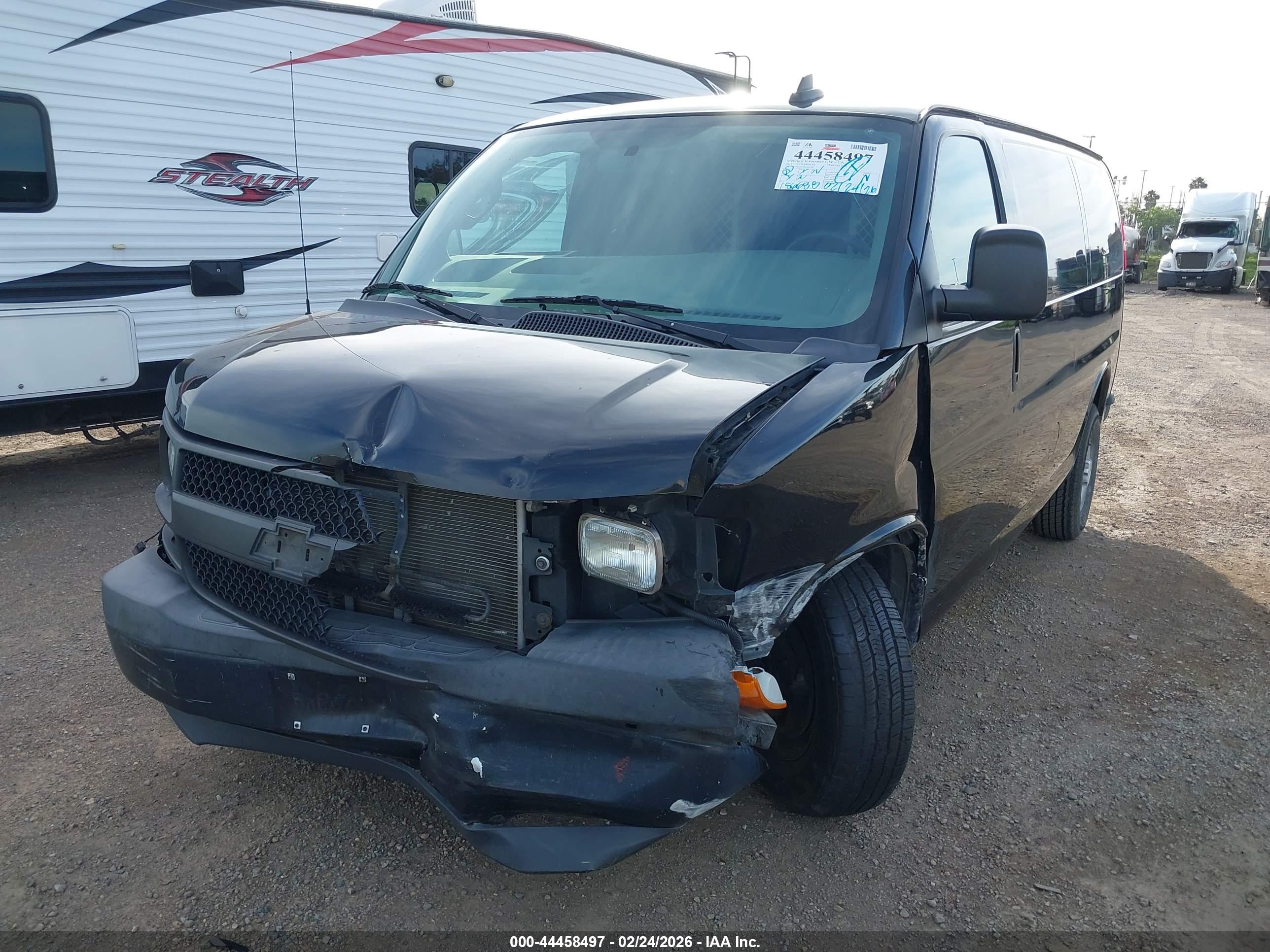 CHEVROLET EXPRESS image 6