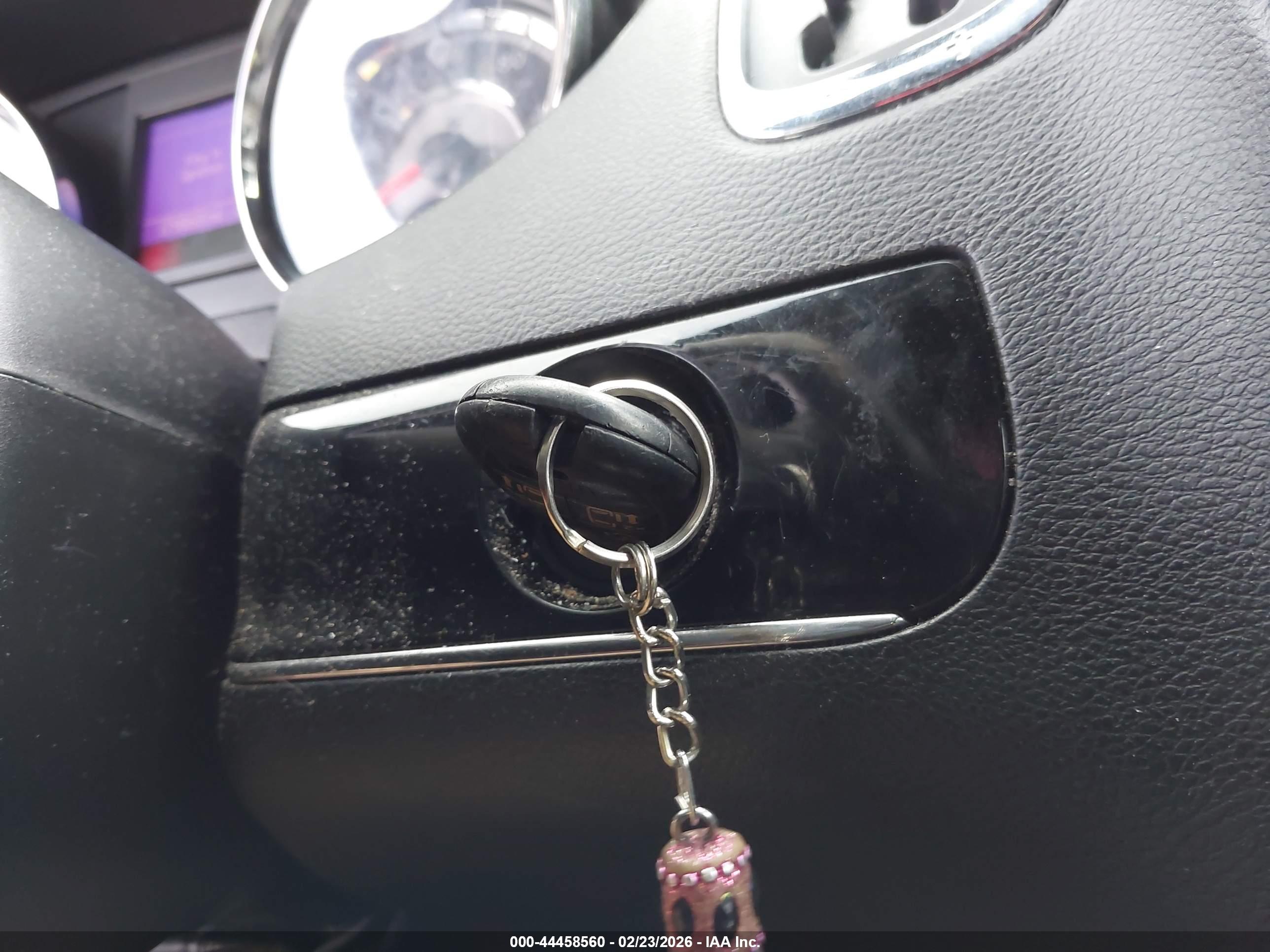 CHRYSLER TOWN image 11